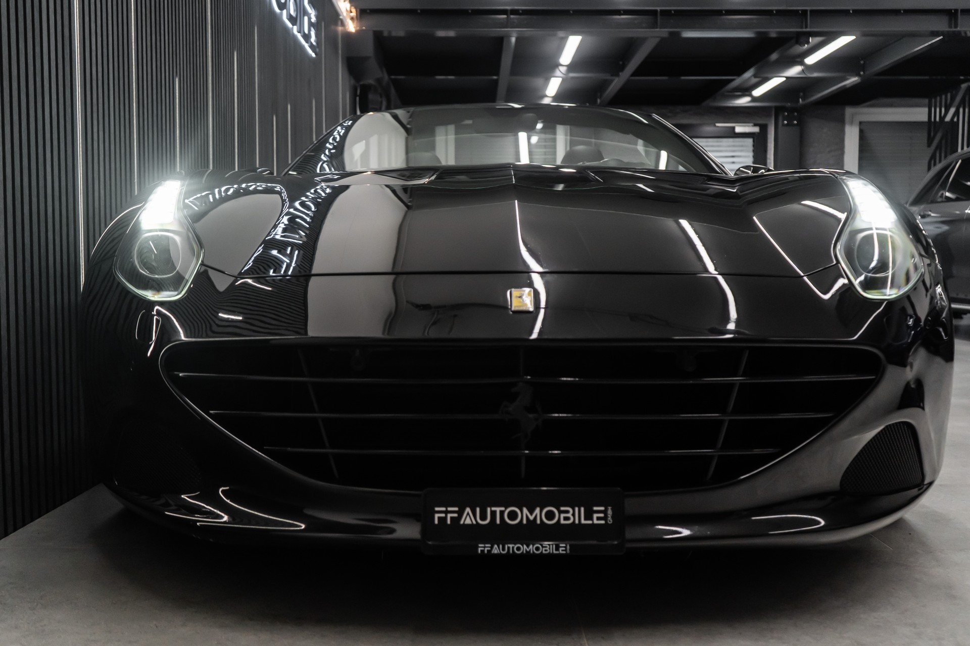 FERRARI California 3.9 V8 T-image-5
