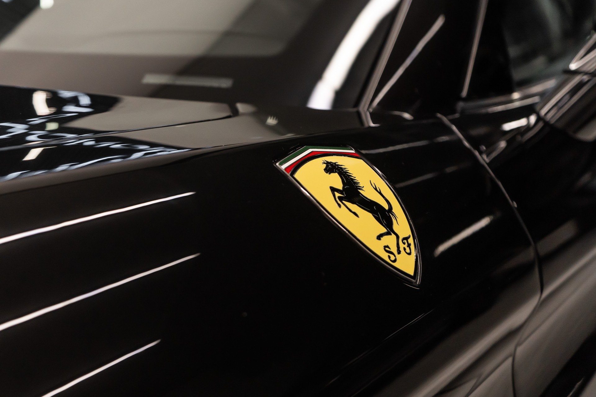 FERRARI California 3.9 V8 T-image-9