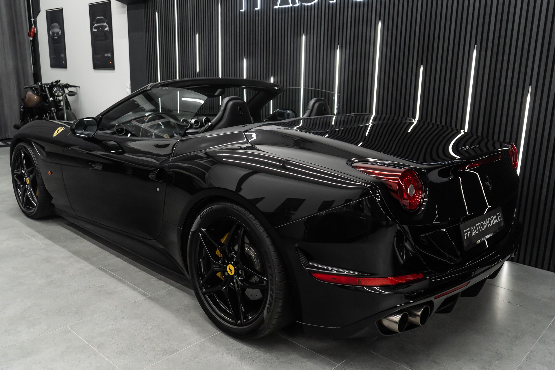 FERRARI California 3.9 V8 T-image-13