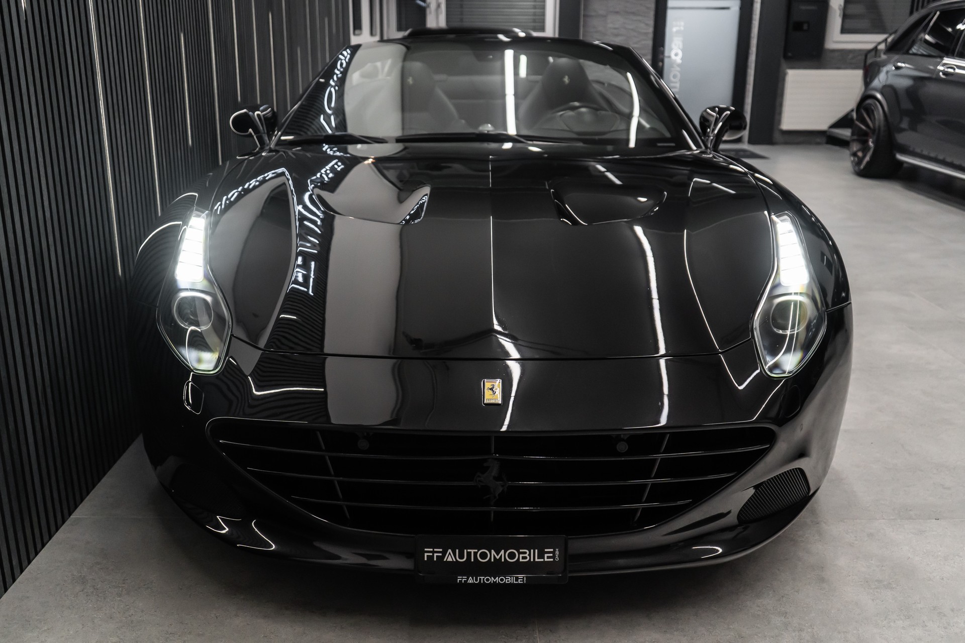 FERRARI California 3.9 V8 T-image-6