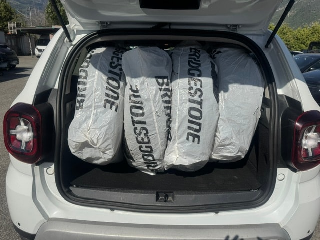 DACIA Duster TCe 130 Celebration 4x4-image-14