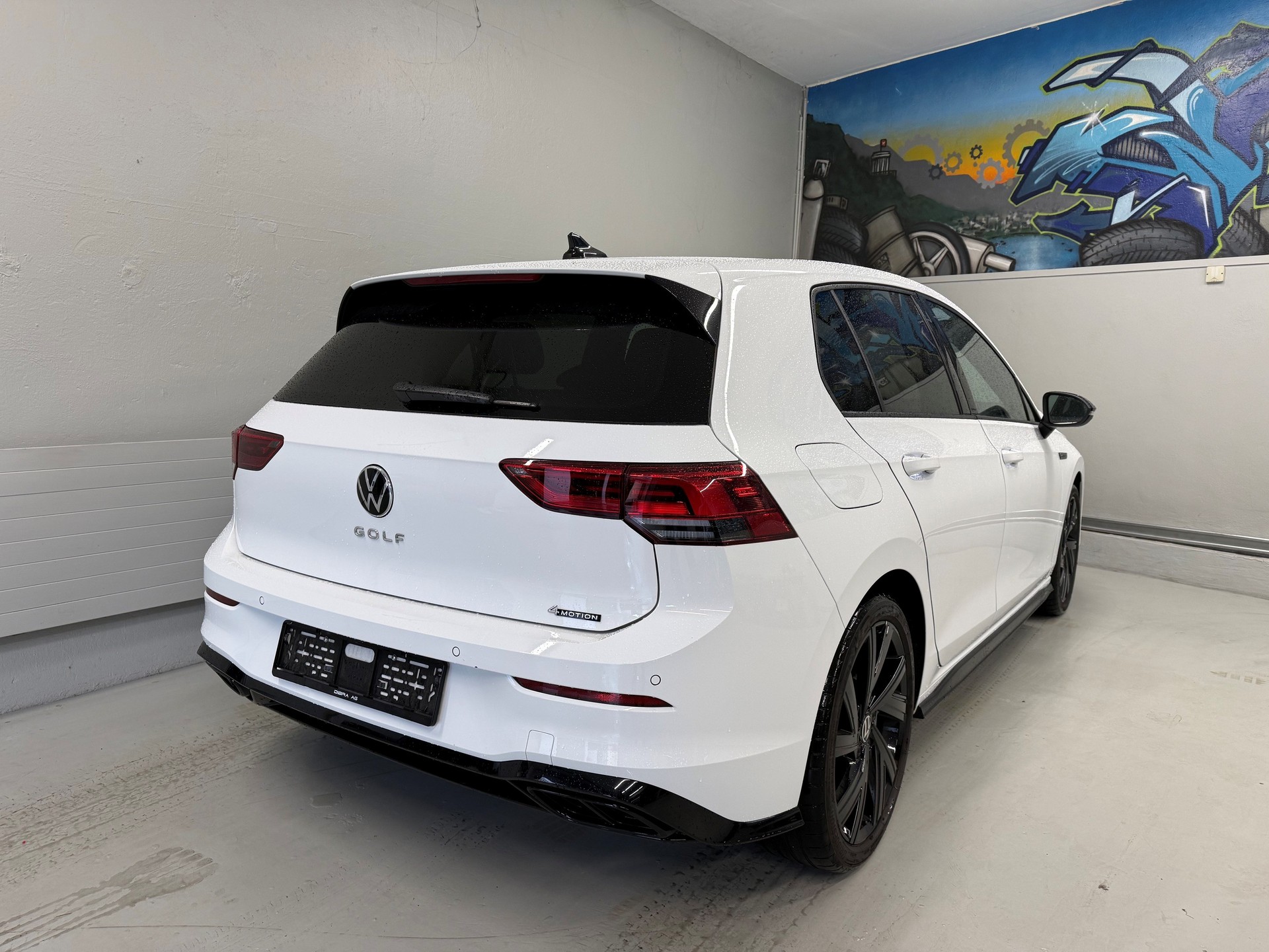 VW Golf 2.0 TSI R-Line DSG 4 Motion-image-2