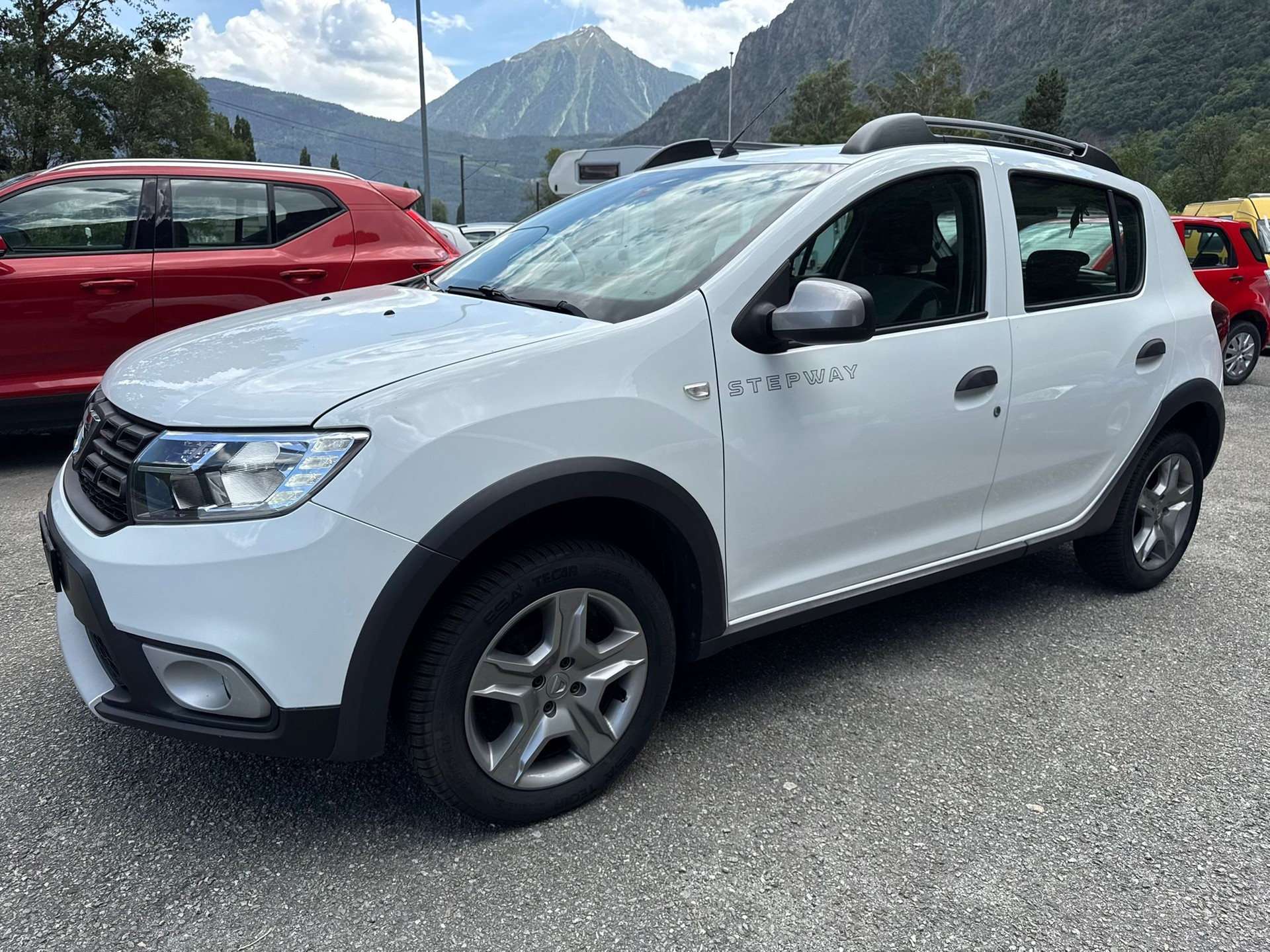 DACIA Sandero TCe 90 Stepway Unlimited 2-image-1