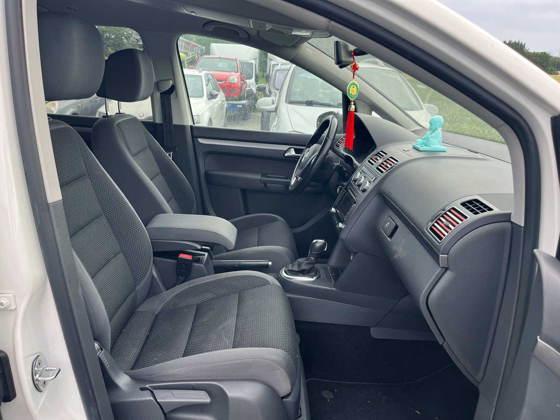 VW Touran 1.4 TSI Highline DSG-image-7