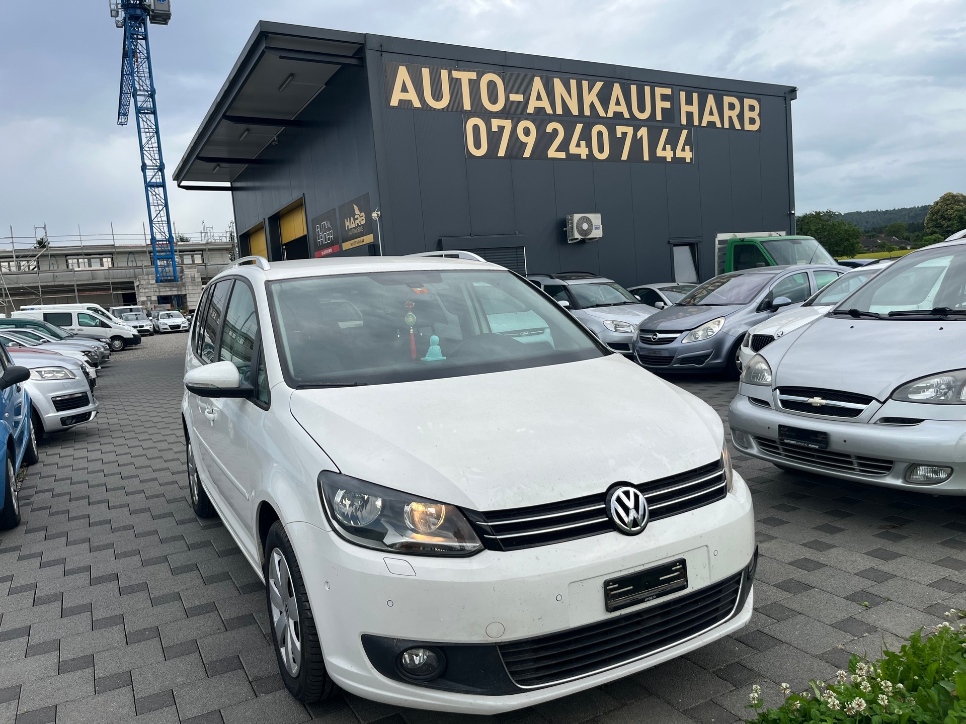 VW Touran 1.4 TSI Highline DSG-image-1