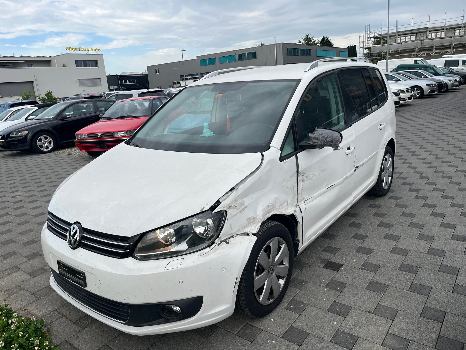 VW Touran 1.4 TSI Highline DSG-image-5