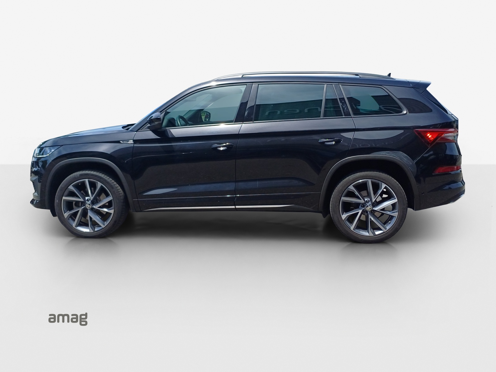 SKODA Kodiaq 2.0 TSI 4x4 SportLine-image-1