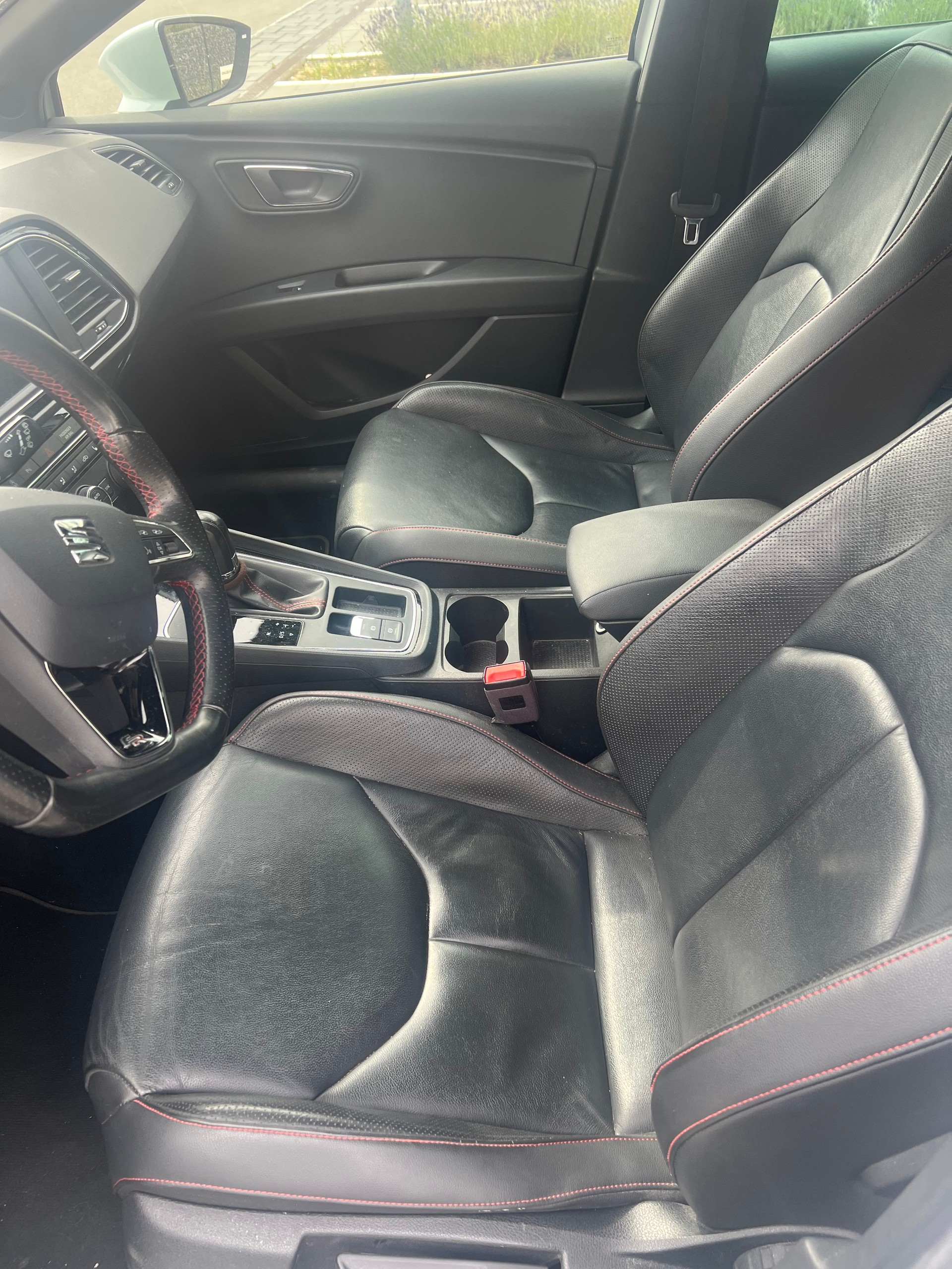 SEAT Leon ST FR DSG 180 PS | Nur 85'500 km | LED | CarPlay | WR-image-6