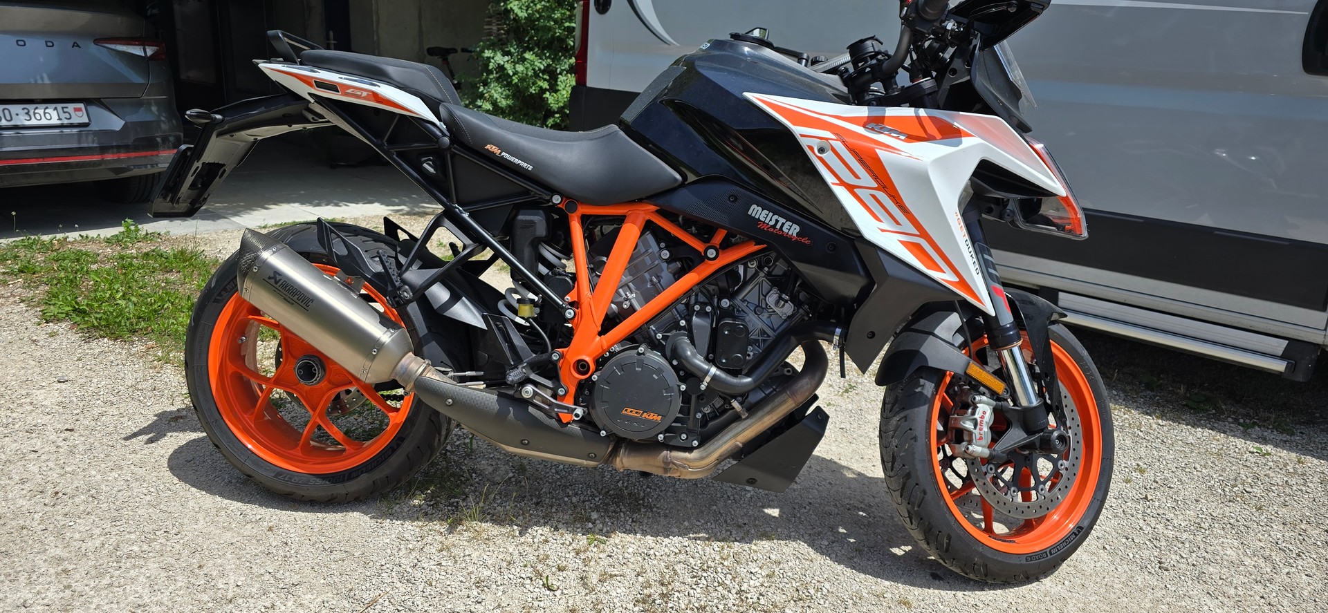 KTM 1290 Super Duke GT