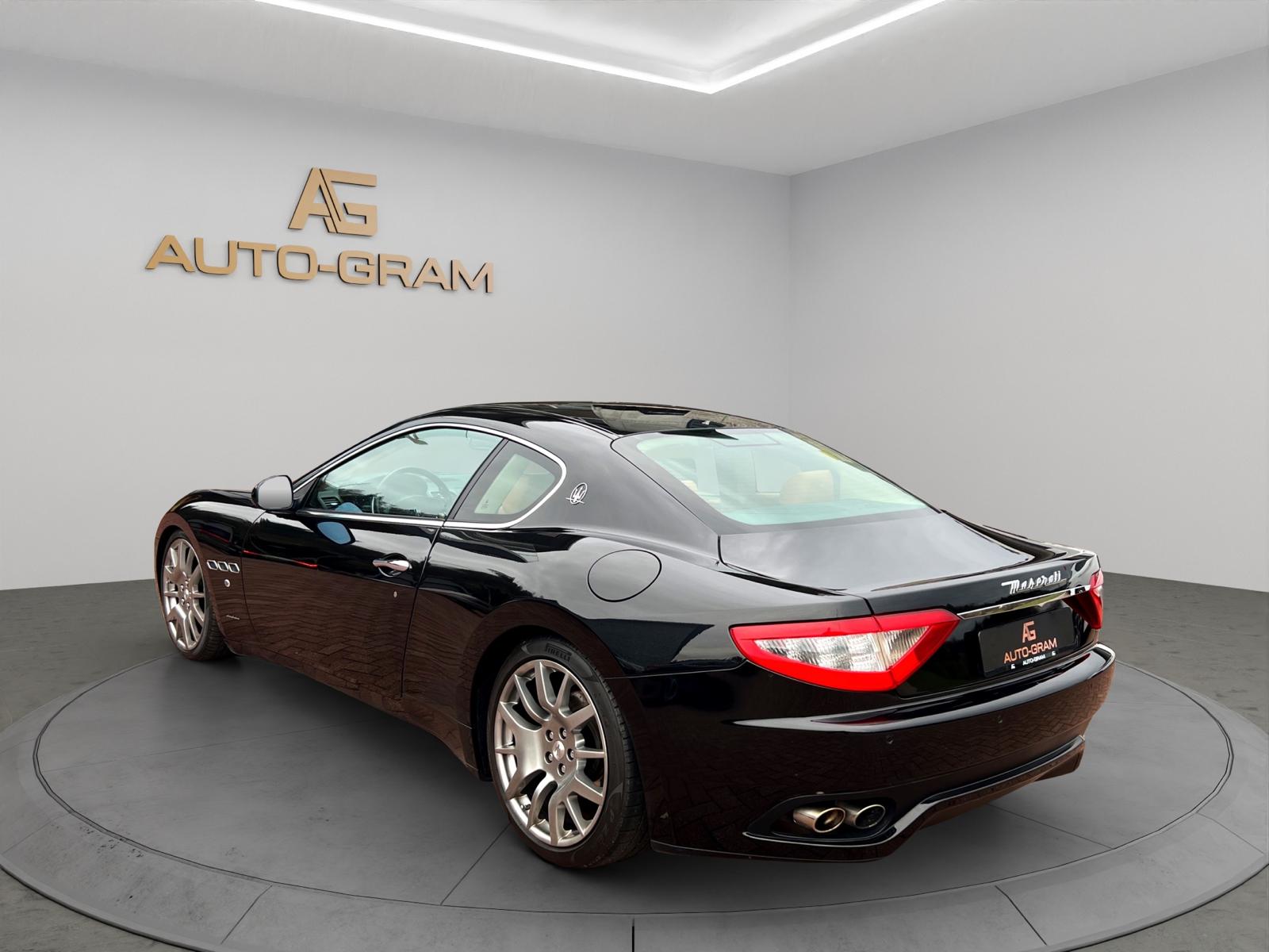 MASERATI GranTurismo Automatica-image-3