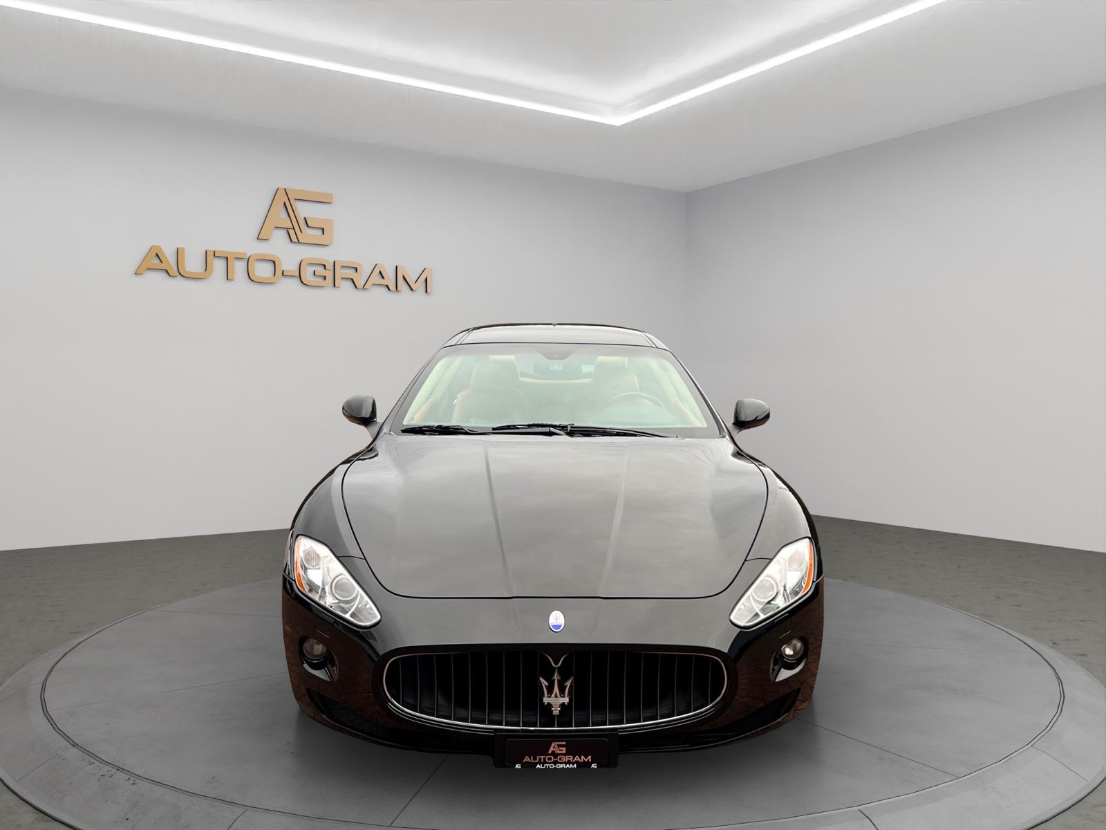 MASERATI GranTurismo Automatica-image-1