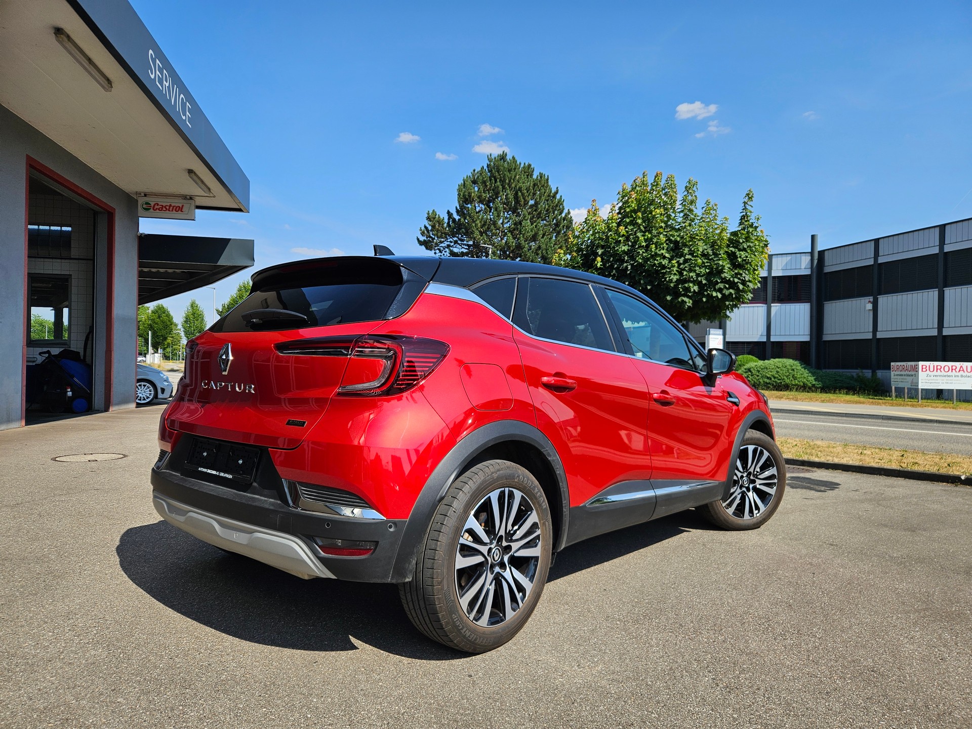 RENAULT Captur 1.6 E-Tech 160 Iconic DHT-image-3