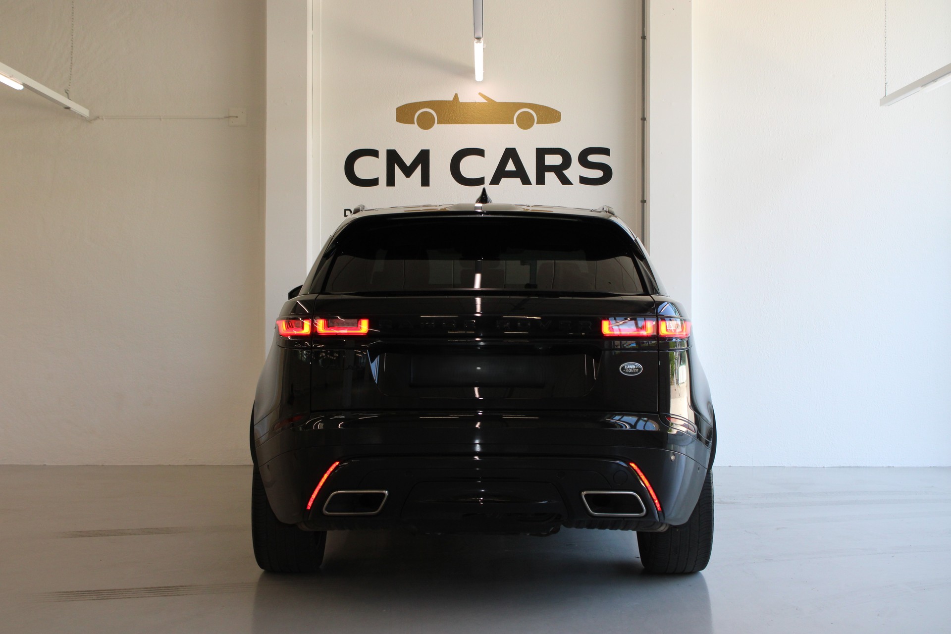 LAND ROVER Range Rover Velar R-Dynamic D 300 Automatic-image-8