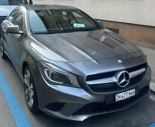 MERCEDES-BENZ CLA 200 Urban-image-0
