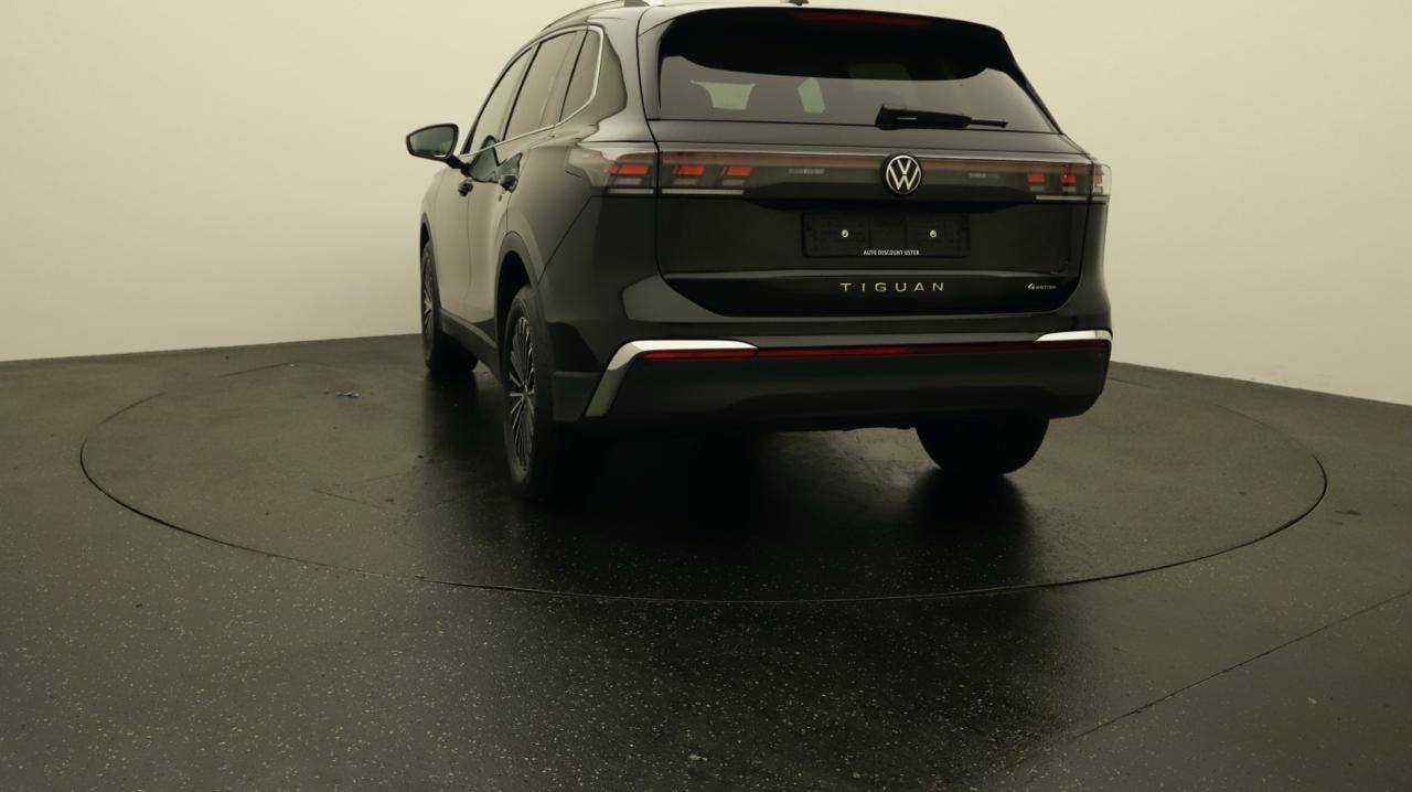VW Tiguan 2.0 TDI SCR Elegance 4Motion DSG-image-3