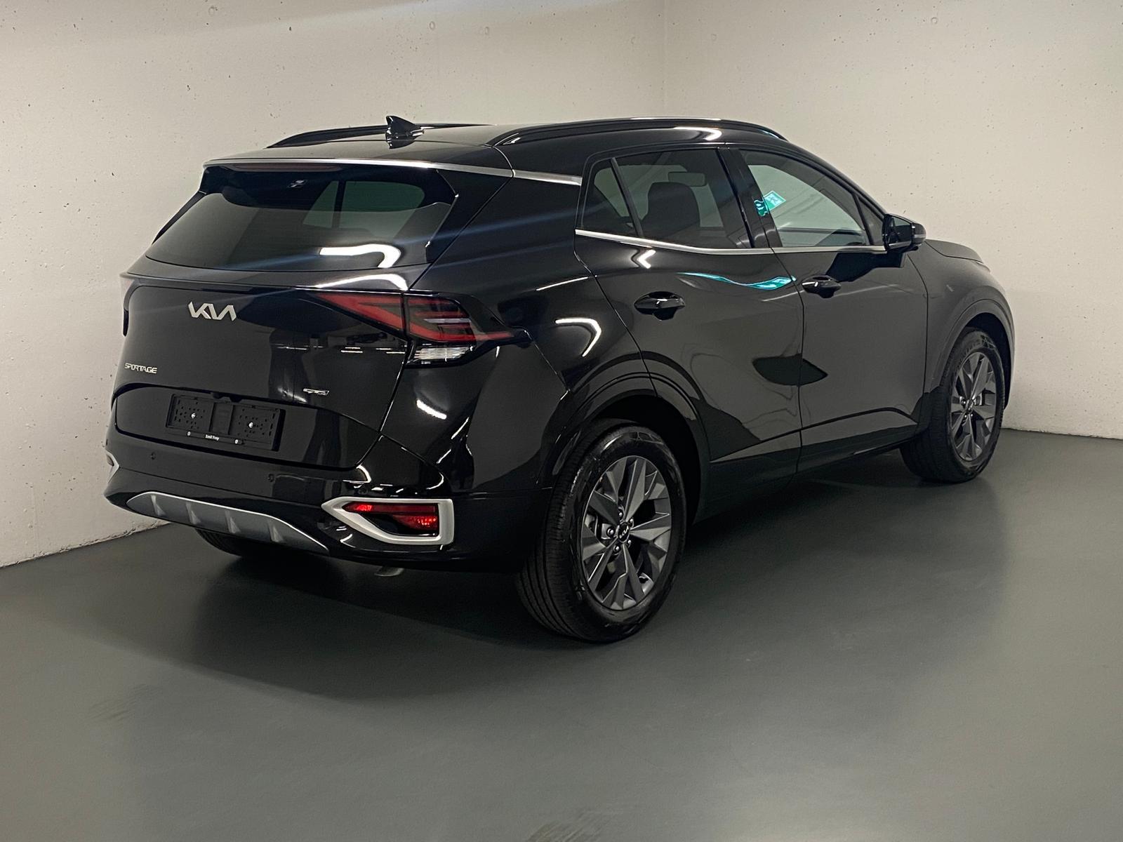 KIA Sportage 1.6 T-GDi Hybrid GT-Line-image-13