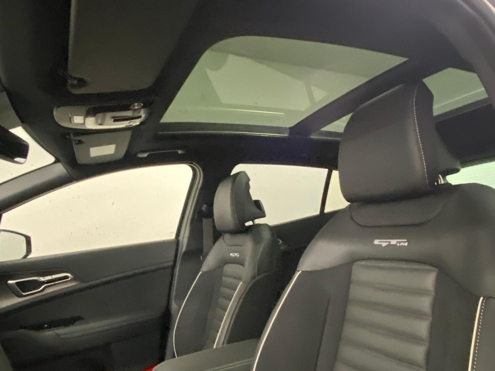 KIA Sportage 1.6 T-GDi Hybrid GT-Line-image-9