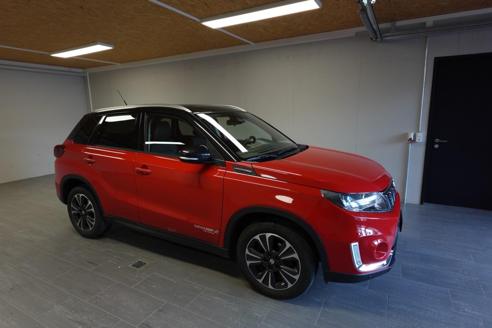 SUZUKI Vitara 1.4 T Compact Top 4x4-image-3