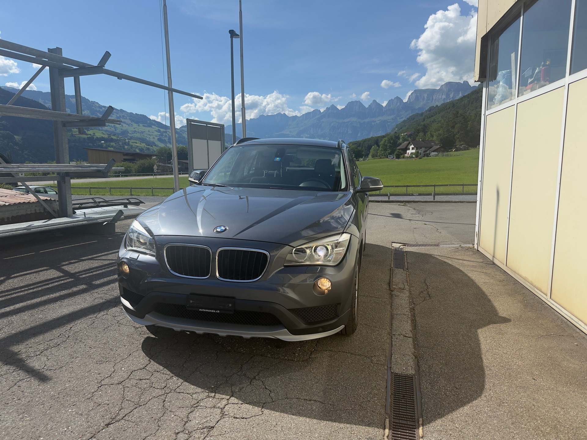 BMW X1 xDrive 18d Steptronic-image-0