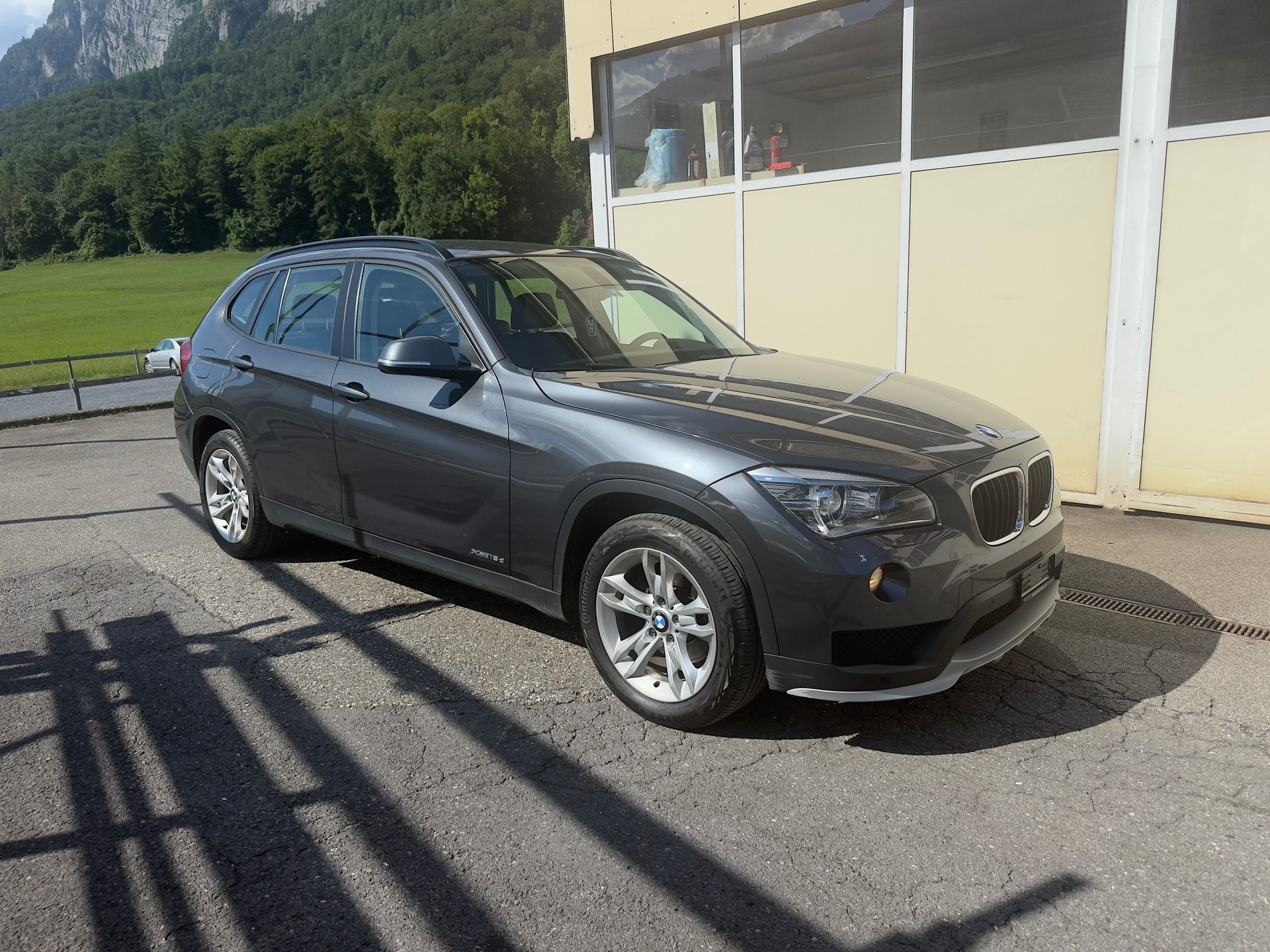 BMW X1 xDrive 18d Steptronic-image-1