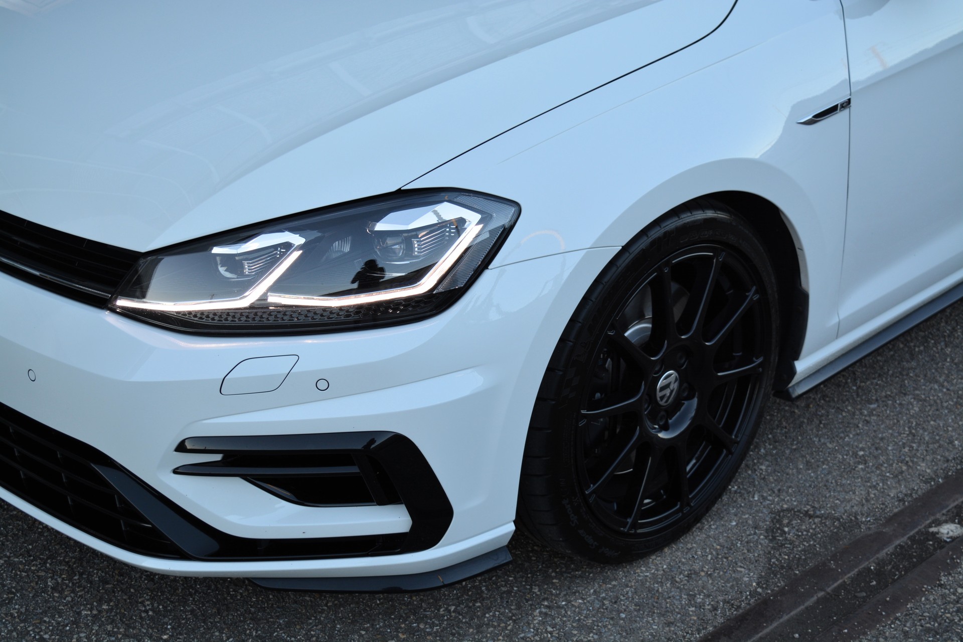 VW 2.0 TSI R 310 4motion-image-14