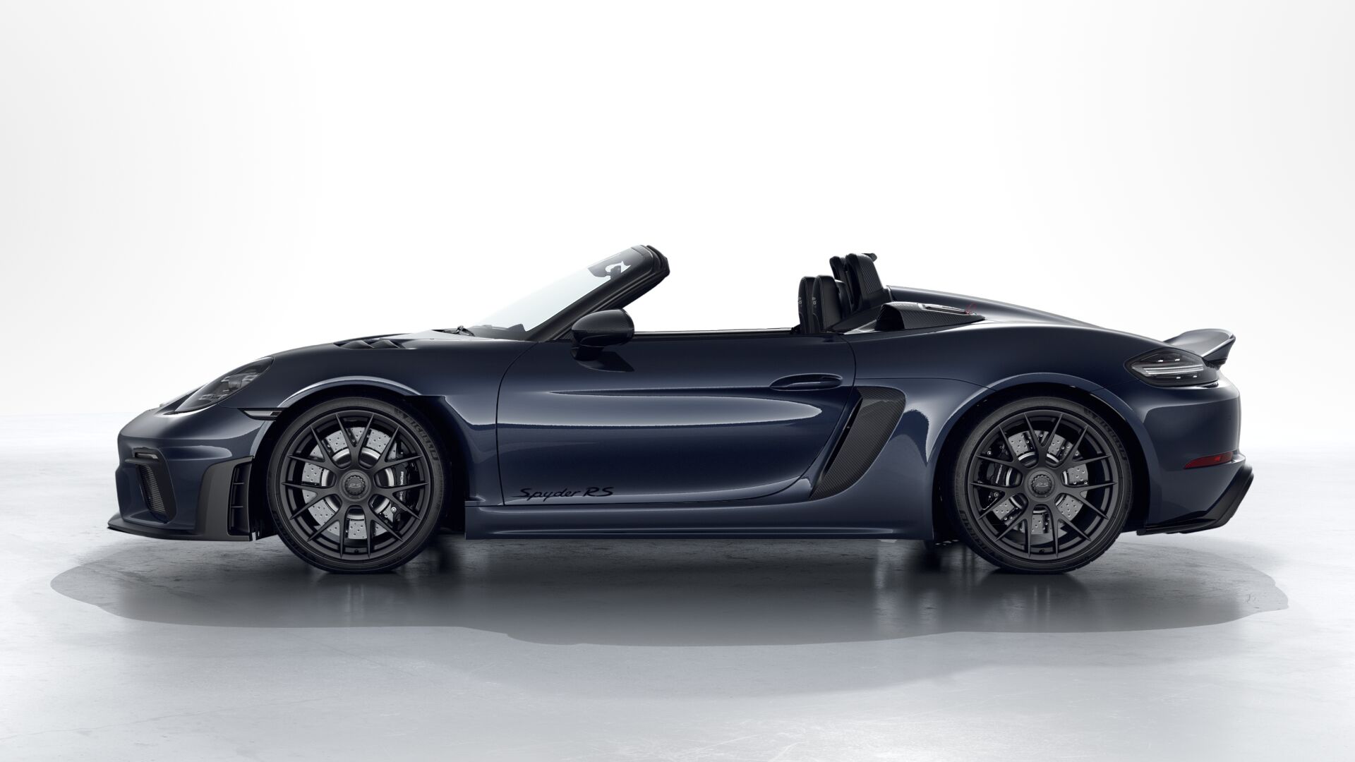 PORSCHE 718 Spyder RS-image-1