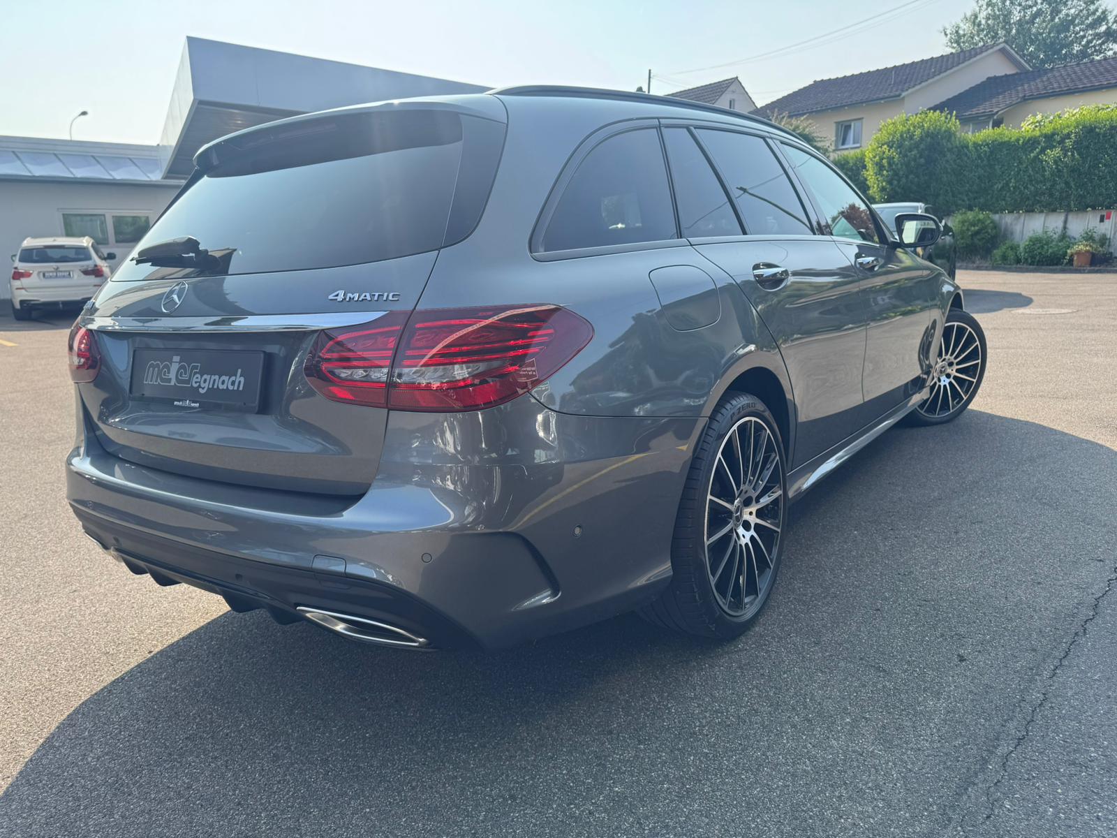 MERCEDES-BENZ C 200 Swiss Star AMG Line 4M 9G-Tronic-image-8