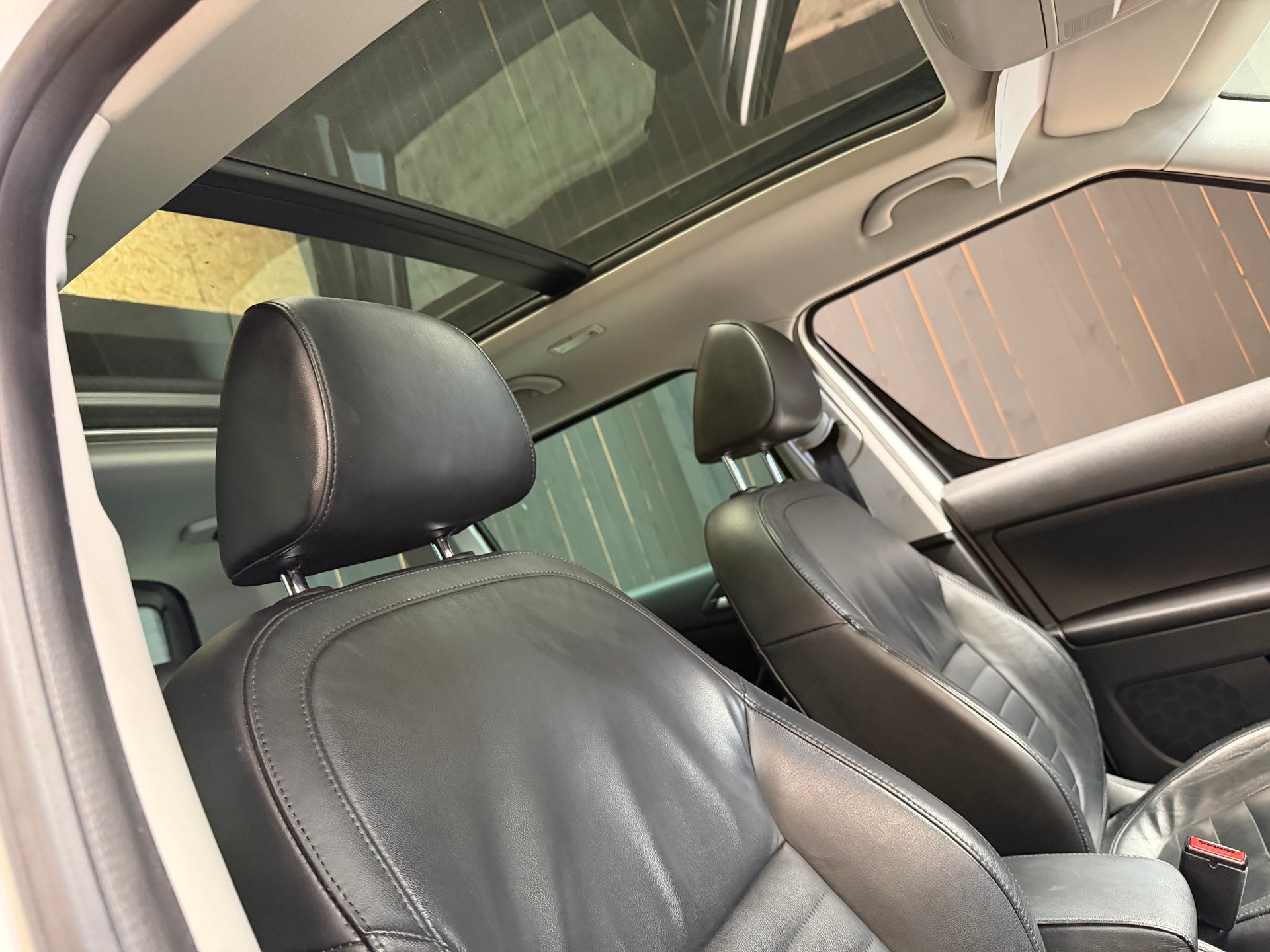 SKODA Yeti 2.0 TDI AllDrive 4x4 DSG-image-10