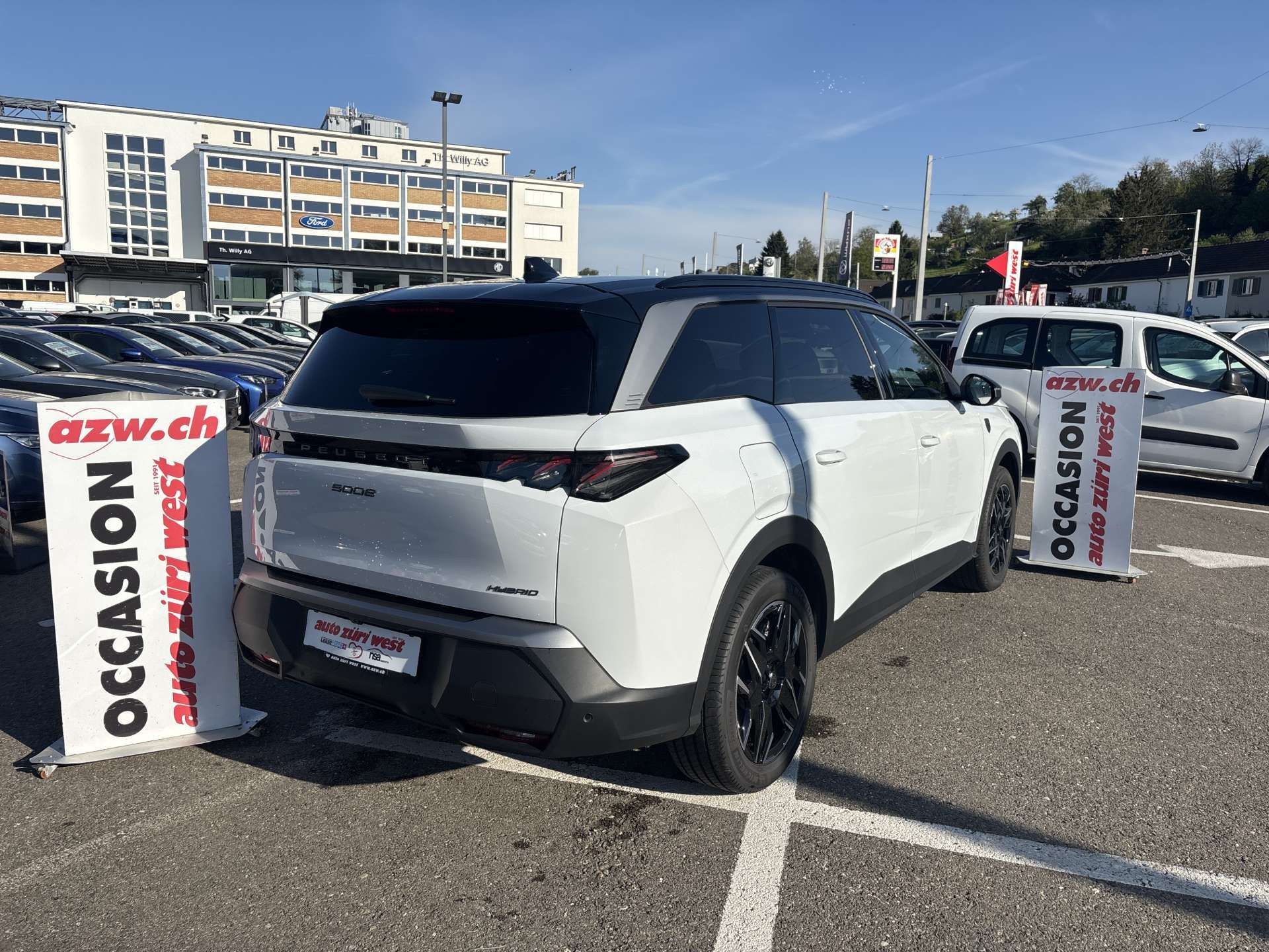 PEUGEOT 5008 145 Hybrid GT 7-Plätzer e-DCS-Automat-image-2