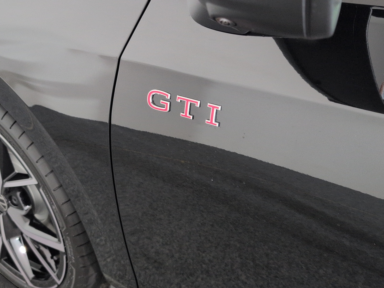 VW Golf 2.0 TSI GTI DSG-image-10