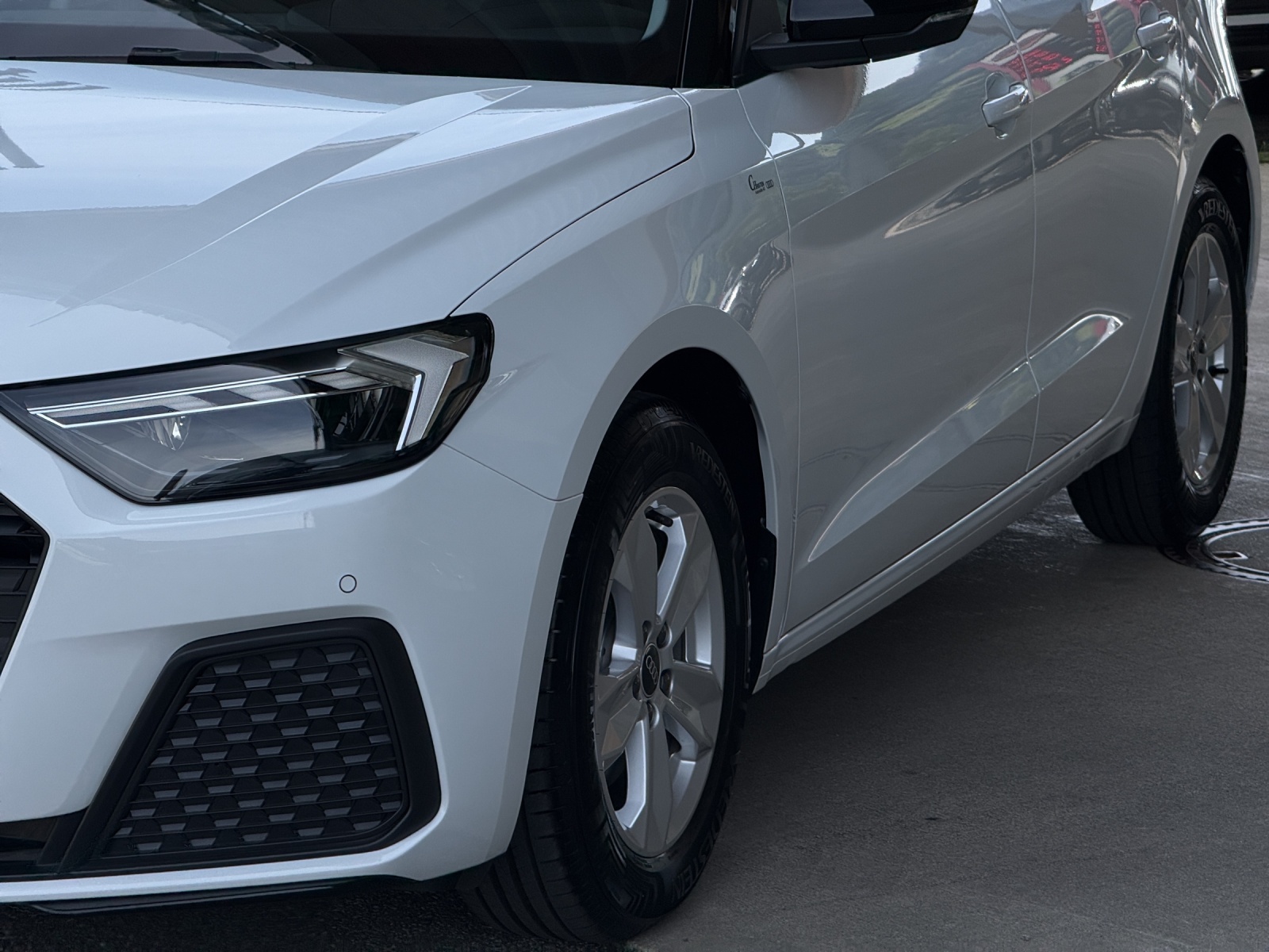 AUDI A1 Sportback 30 TFSI Attraction S-tronic-image-16