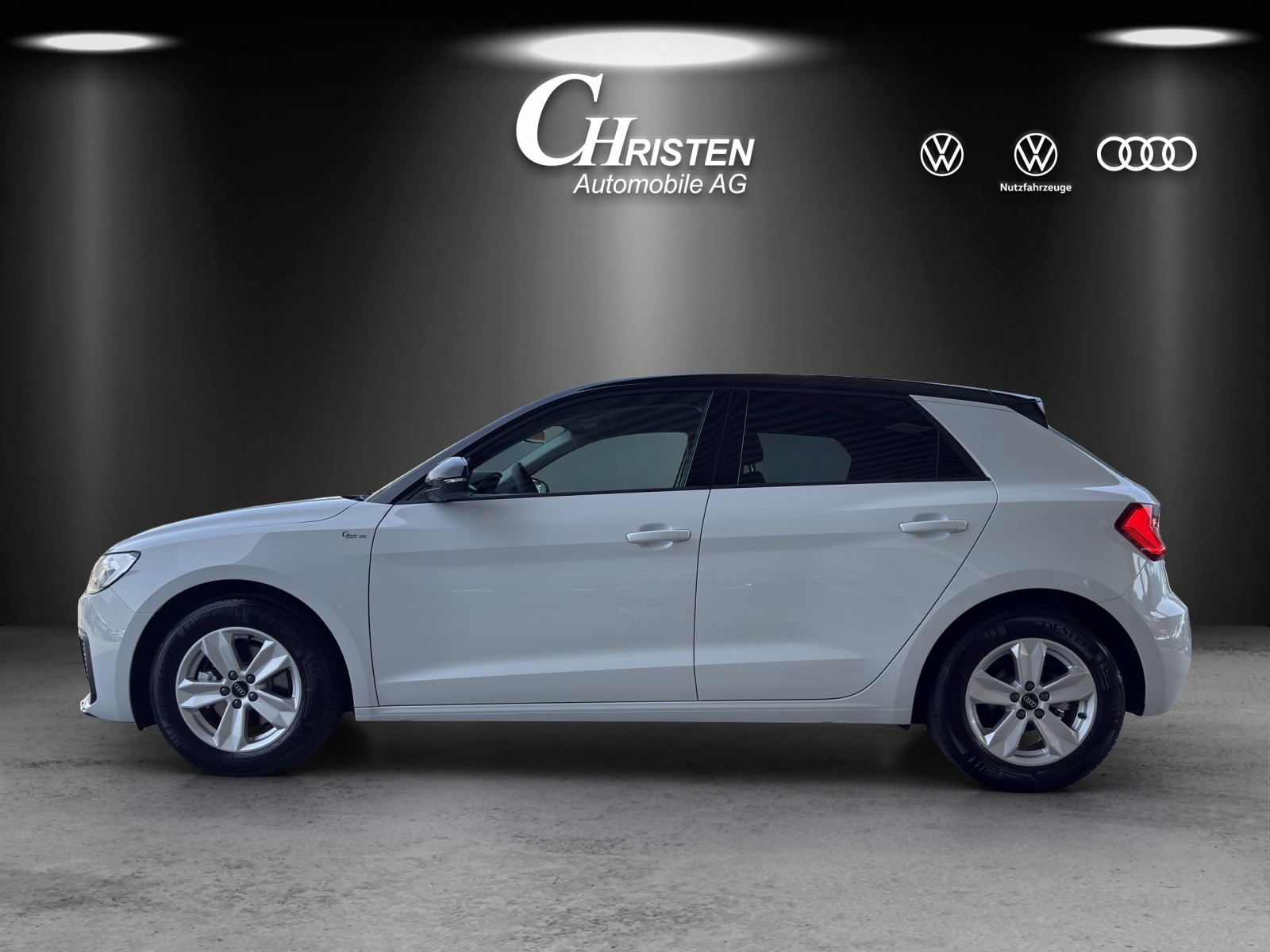 AUDI A1 Sportback 30 TFSI Attraction S-tronic-image-1