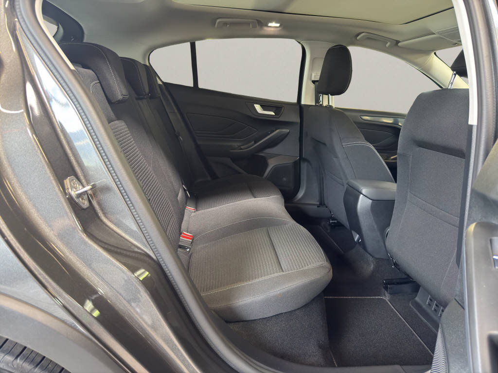 FORD Focus 1.0i EcoBoost Hybrid 155 Act Active X-image-9