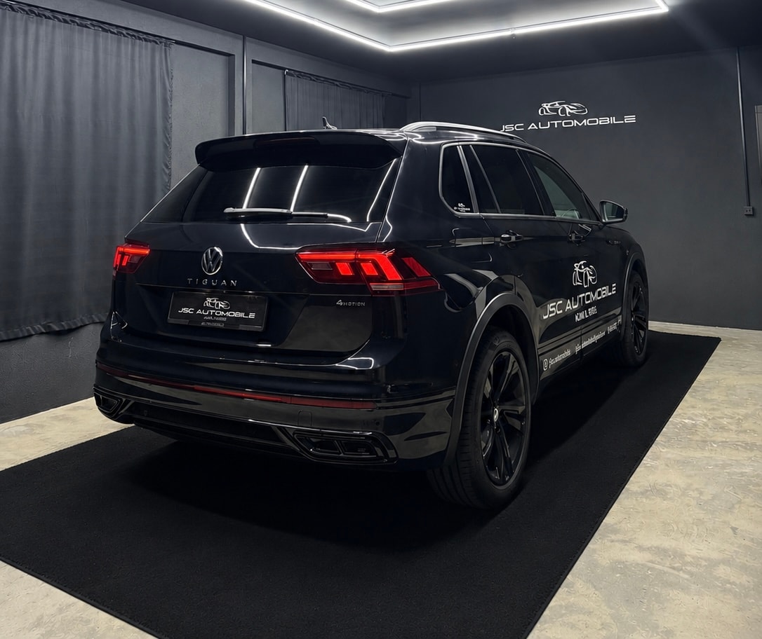 VW Tiguan 2.0TSI R-Line 4Motion DSG-image-3