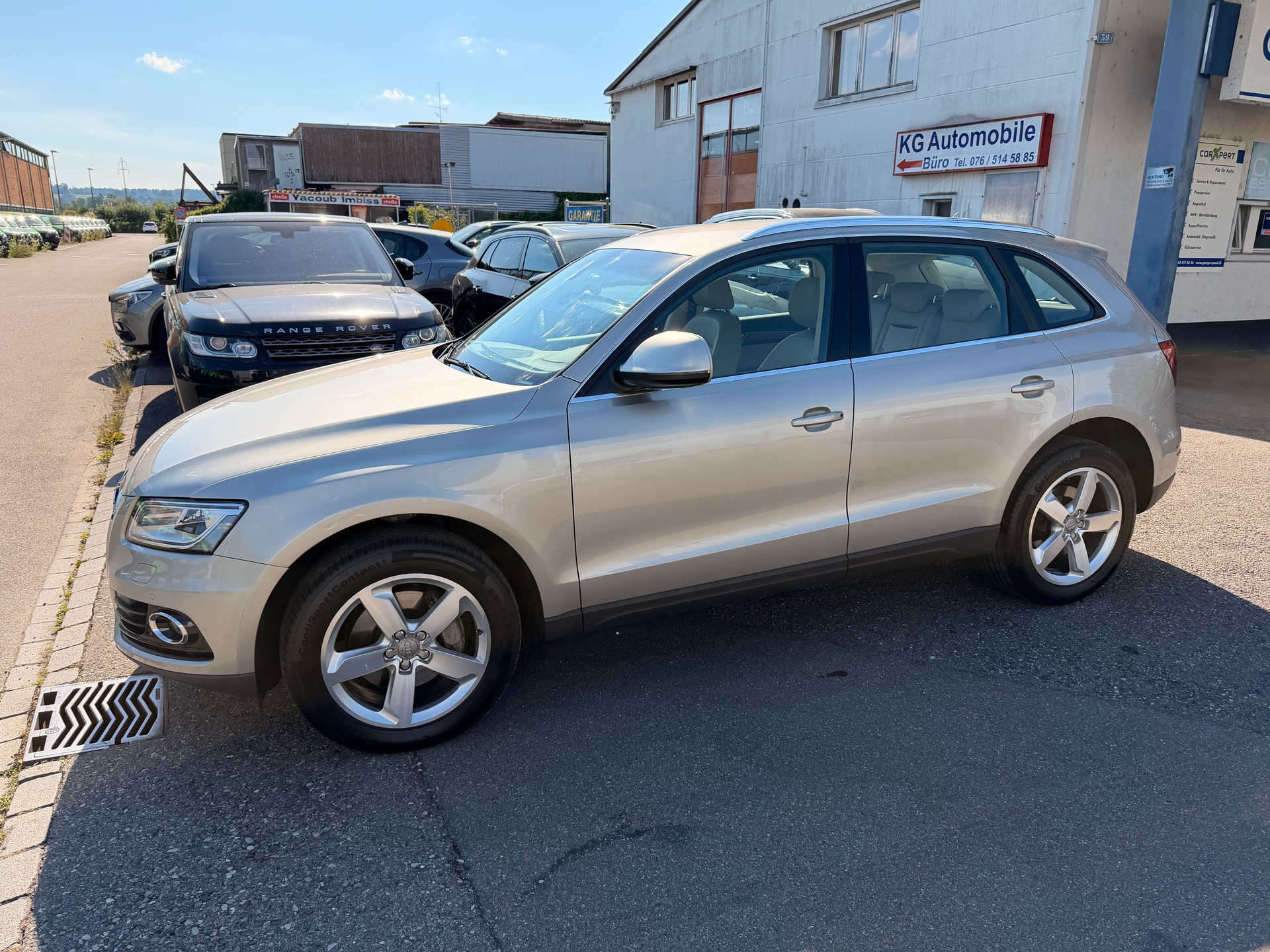 AUDI Q5 3.0 TDI quattro S-tronic-image-1