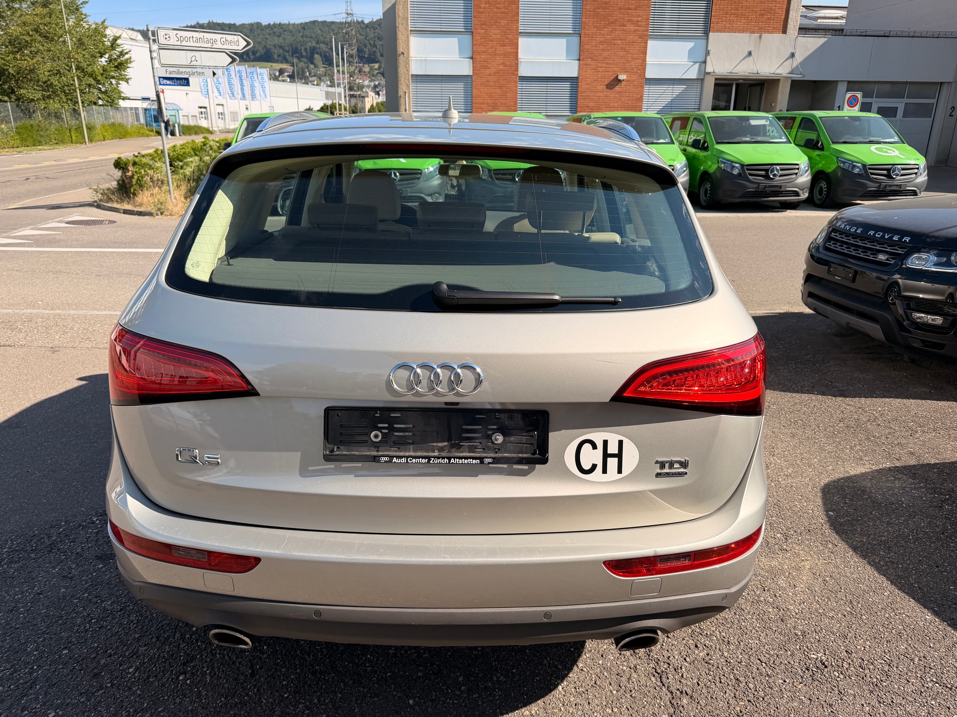 AUDI Q5 3.0 TDI quattro S-tronic-image-3