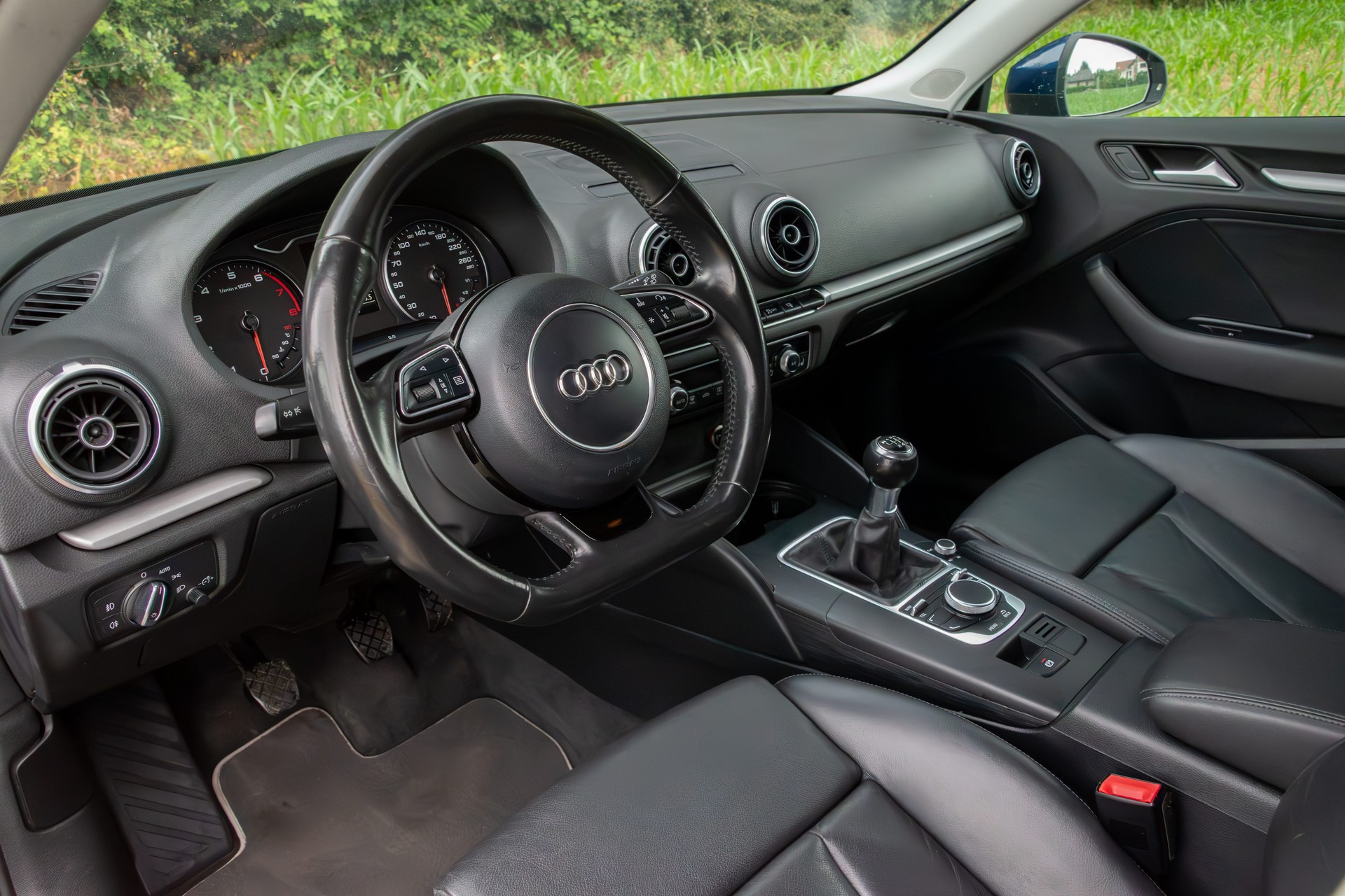 AUDI 1.4 T FSI ultra Ambition-image-2