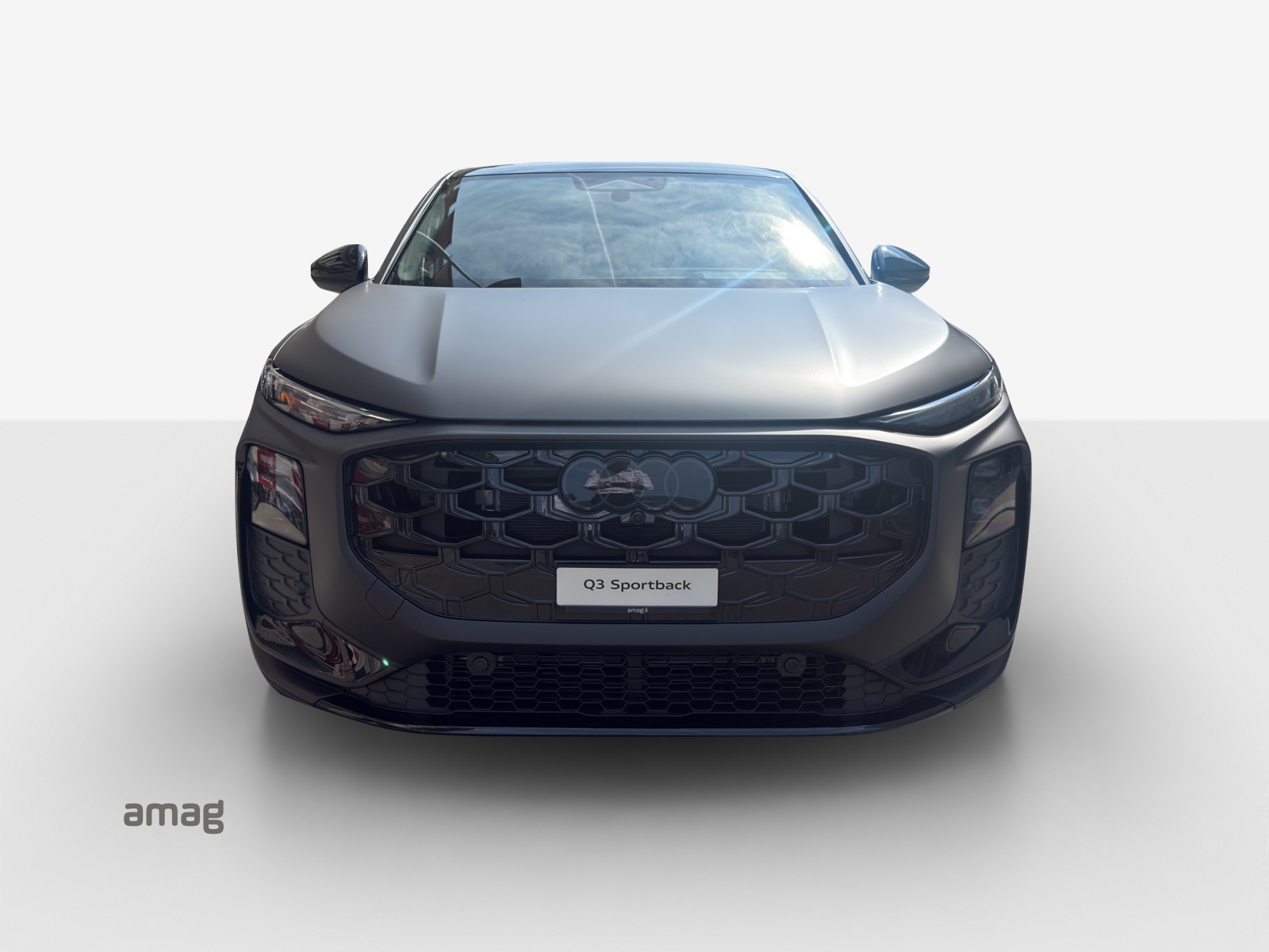 AUDI Q3 Sportback TFSI quattro 195 kW S tronic-image-5