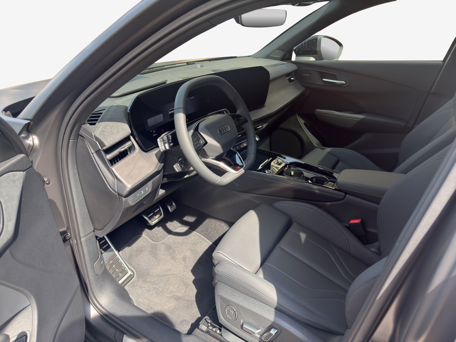 AUDI Q3 Sportback TFSI quattro 195 kW S tronic-image-6