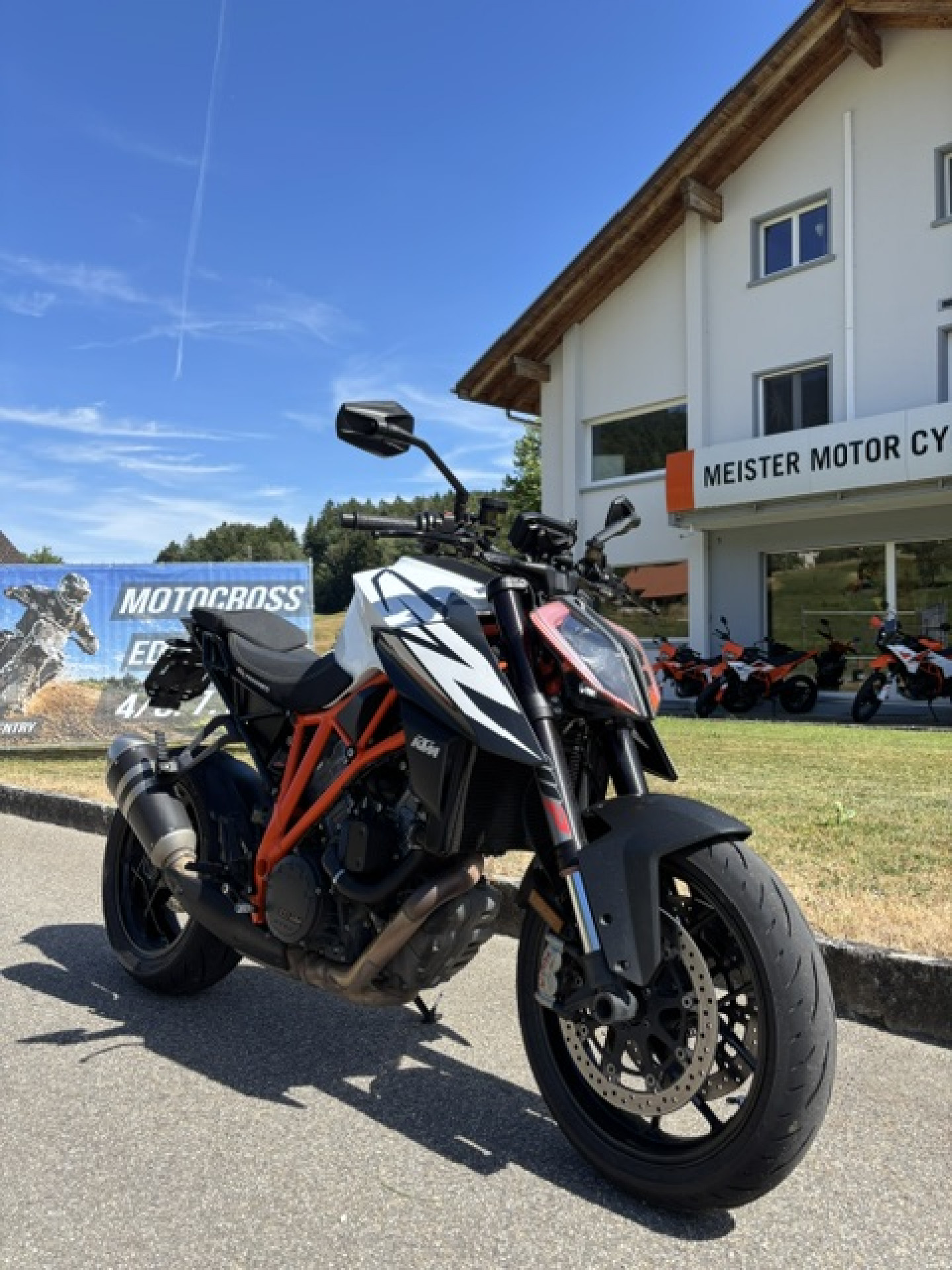 KTM 1290 Super Duke R-image-2