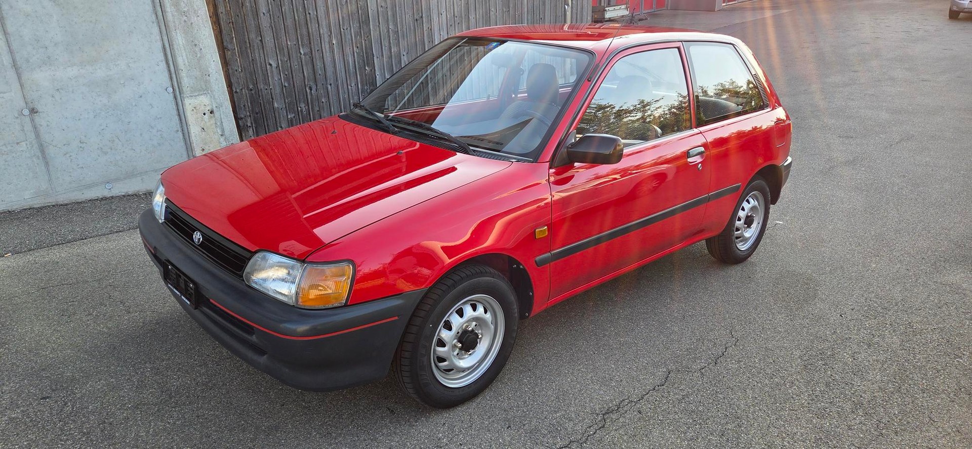 TOYOTA STARLET-image-0