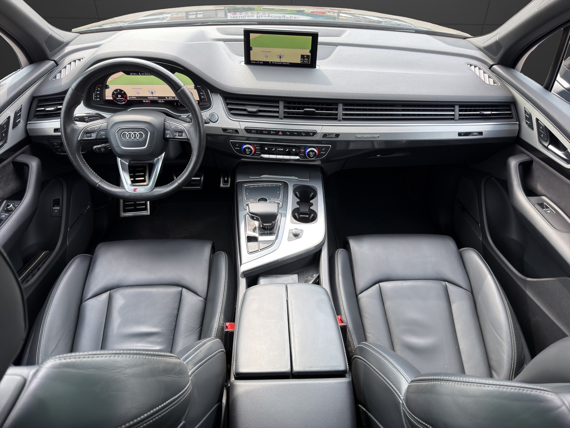 AUDI Q7 3.0 TDI quattro tiptronic S Line Pano/7 Plätze-image-8