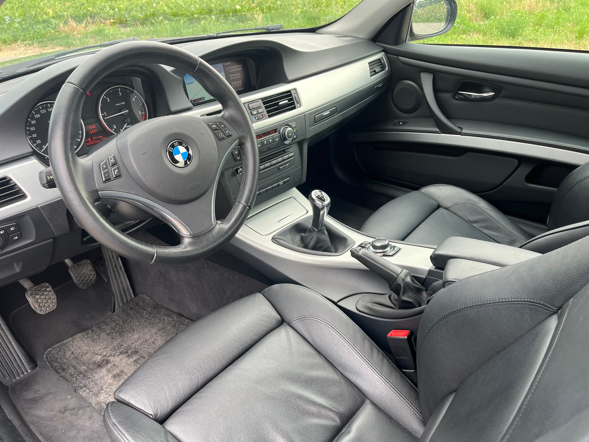 BMW 320d Coupé-image-13