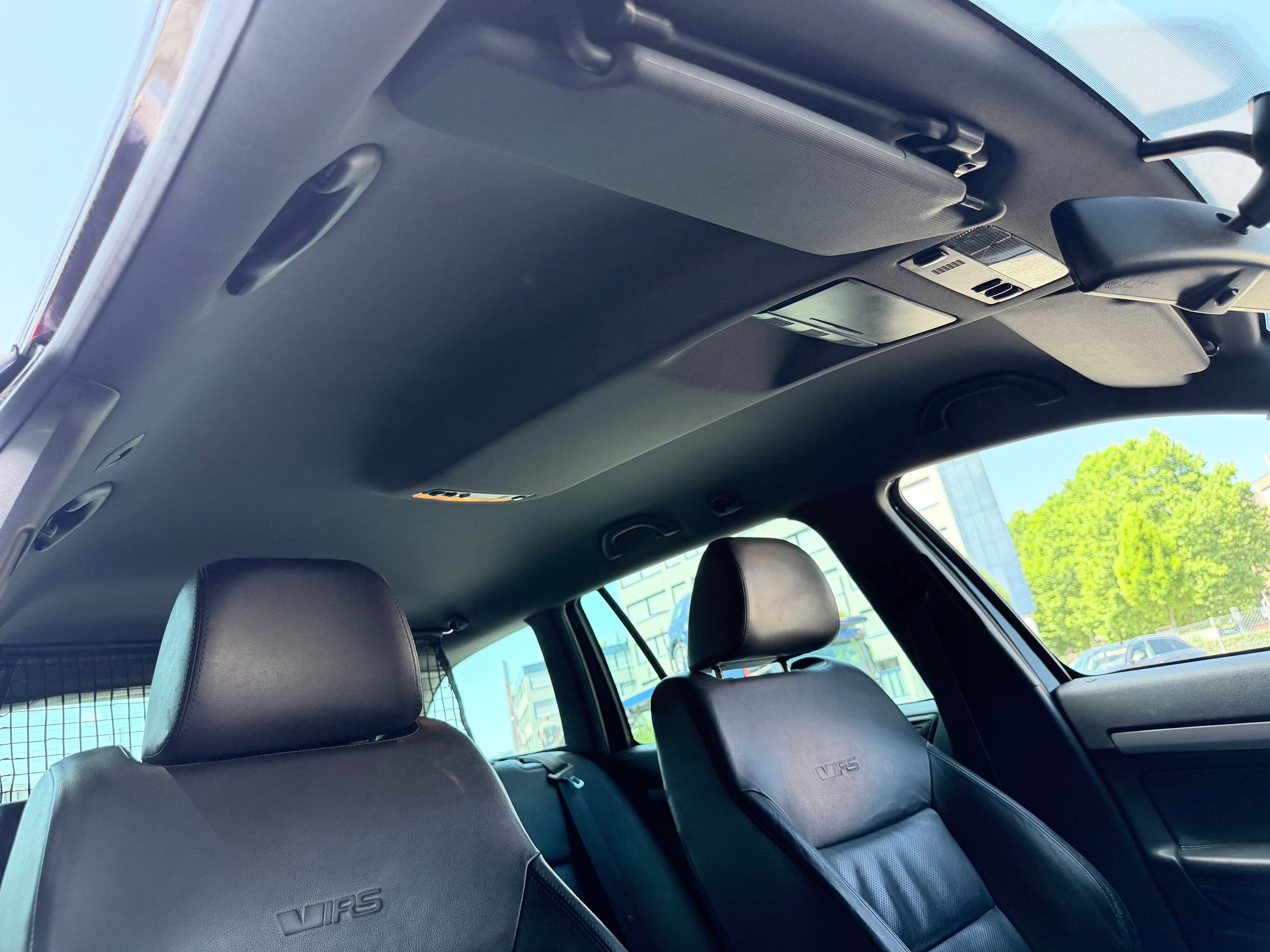 SKODA Octavia Combi 2.0 TDI RS-image-7