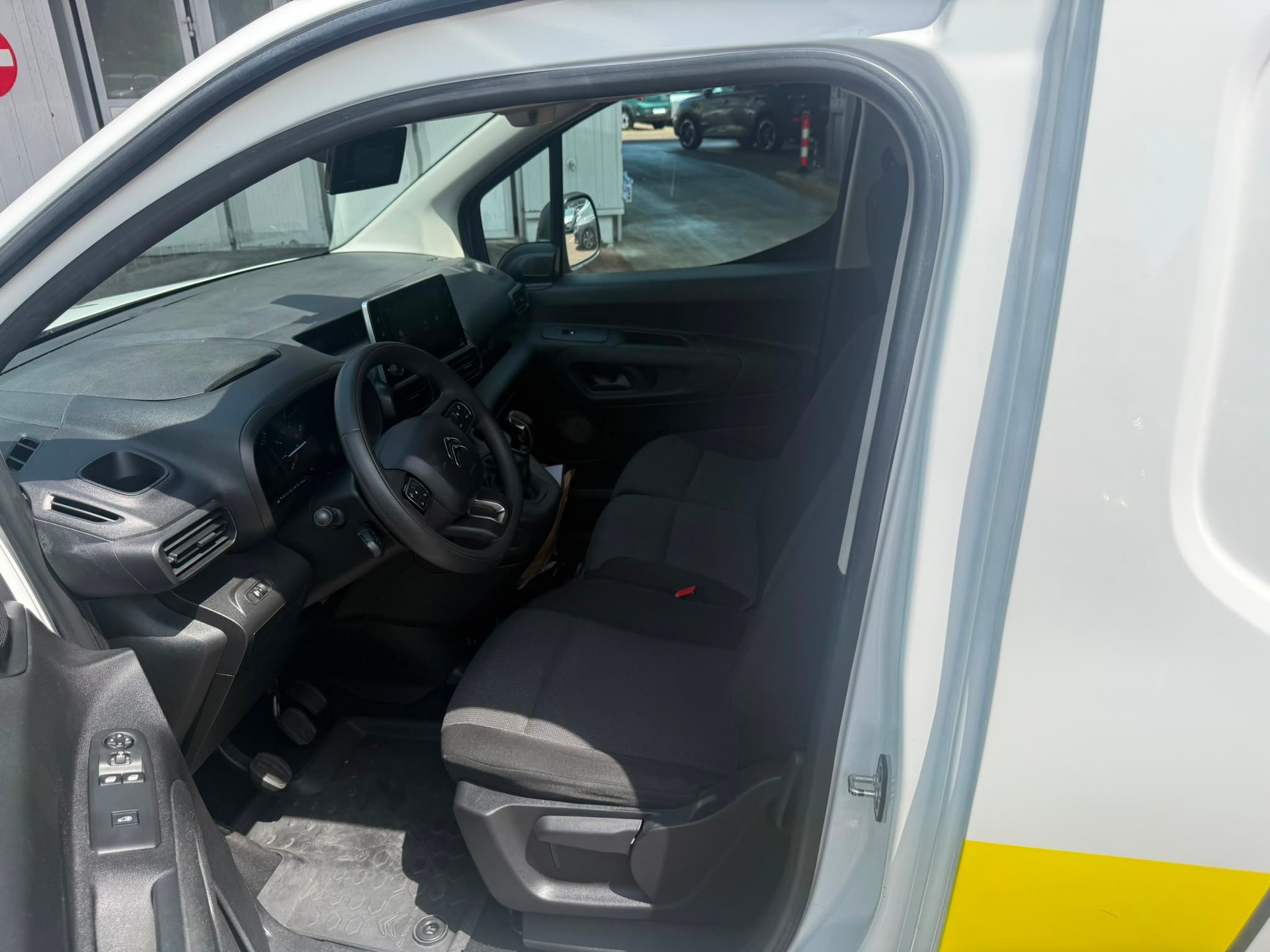 CITROEN 1.6 BlueHDi 100 Driver S/S-image-5