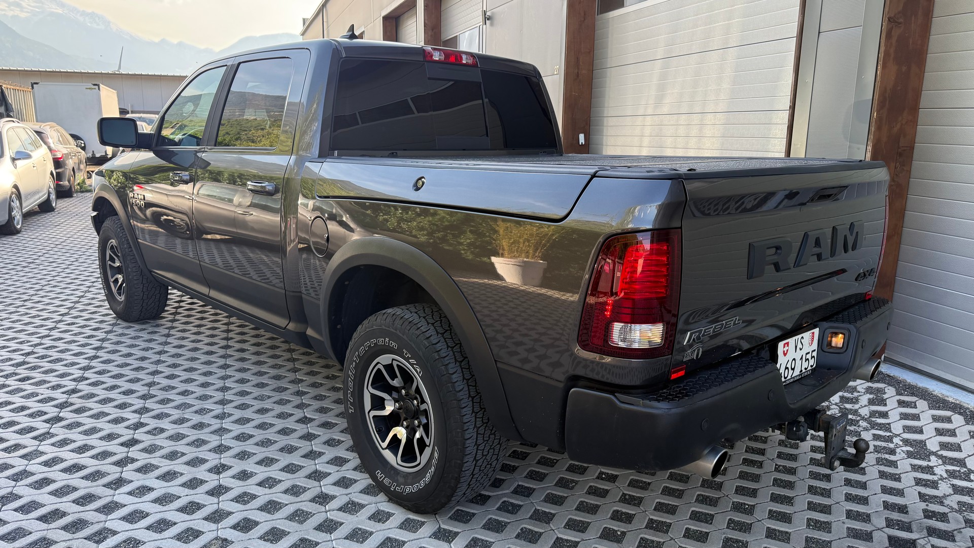 DODGE 1500 REBEL-image-2