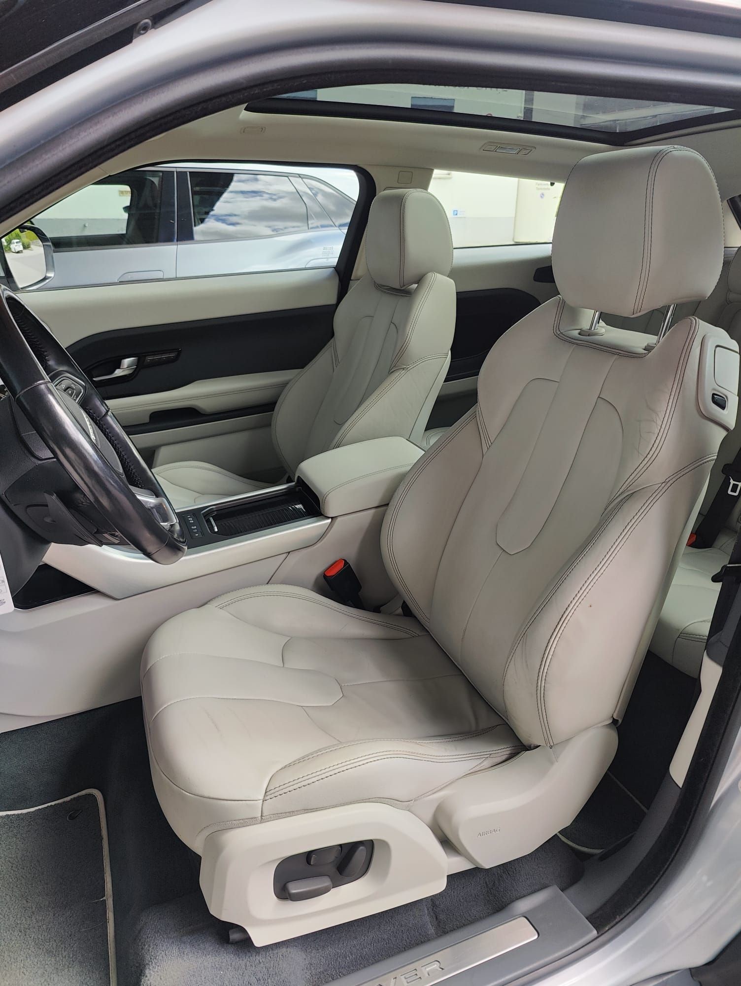 LAND ROVER 2.0 Si4 Dynamic-image-9