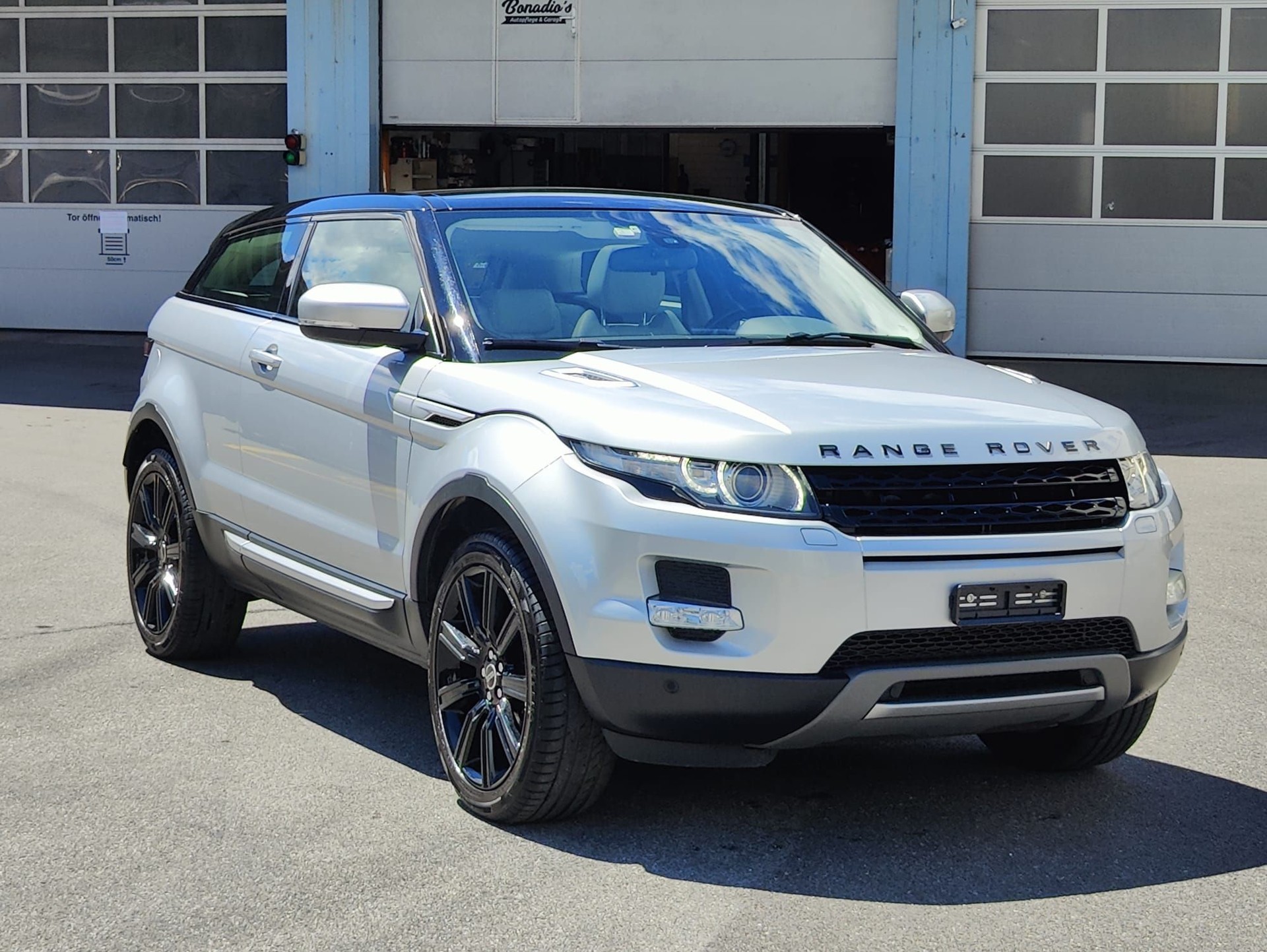 LAND ROVER 2.0 Si4 Dynamic-image-4