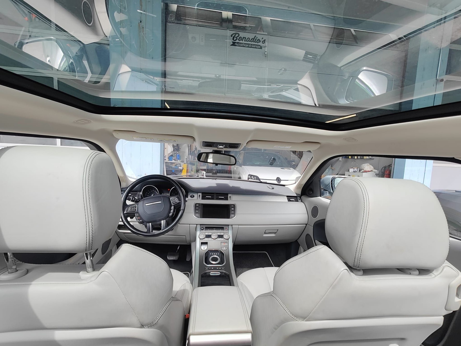 LAND ROVER 2.0 Si4 Dynamic-image-5