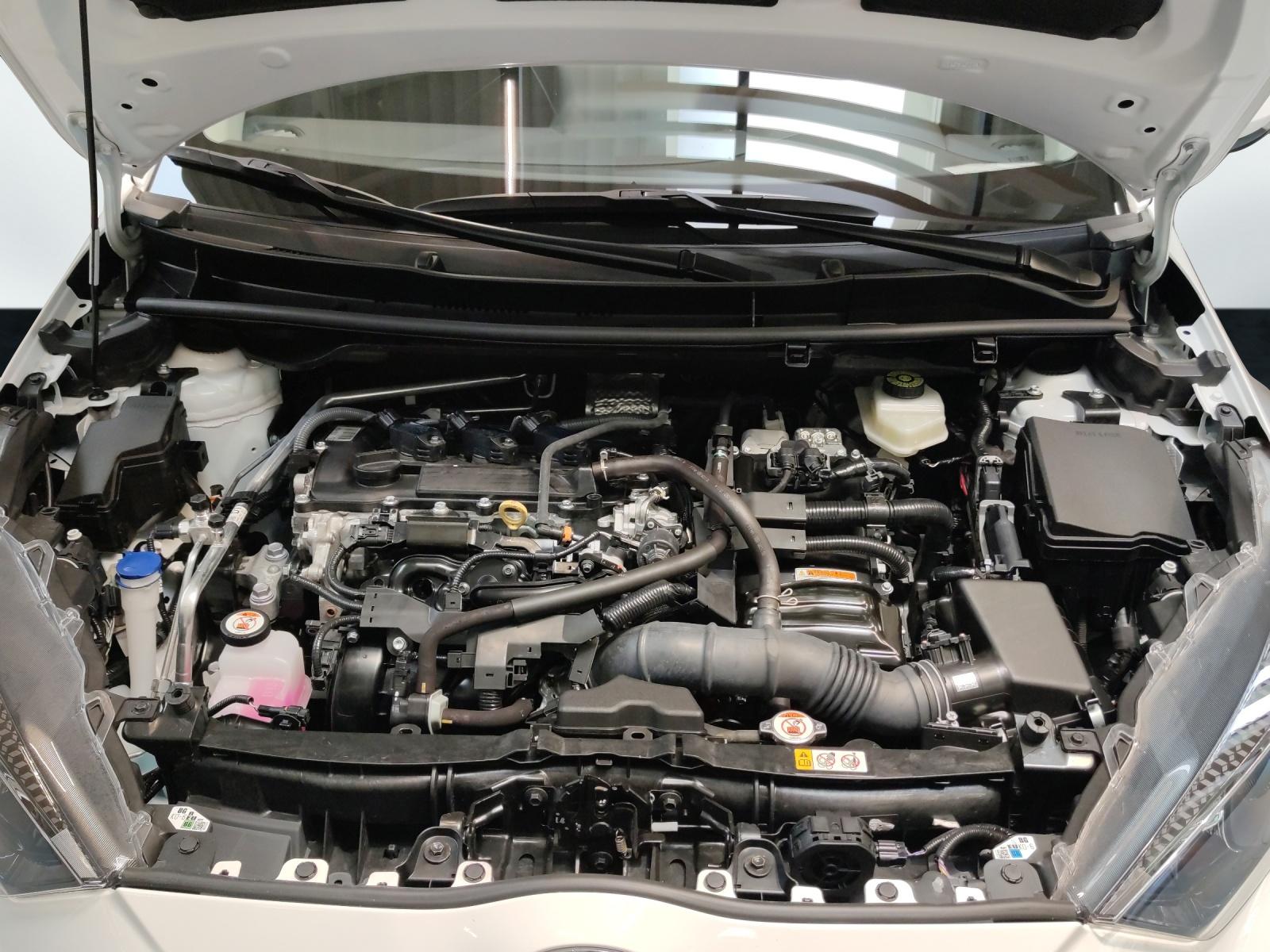 TOYOTA Yaris 1.5 VVT-i HSD Comfort-image-5